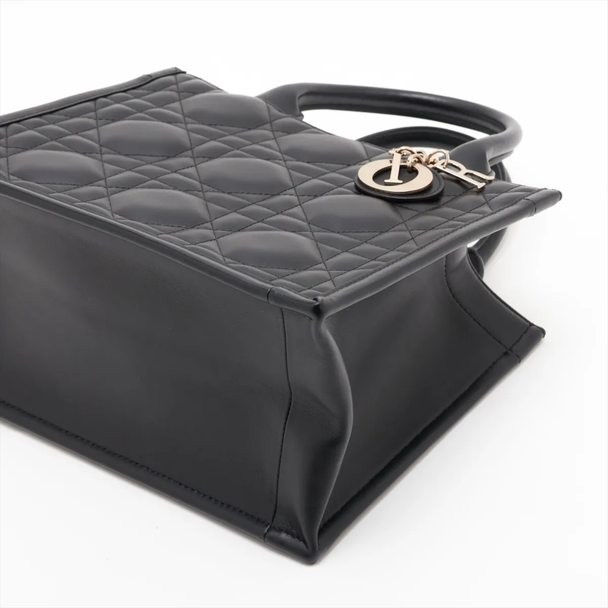 Macro Cannage Book Tote Small Leather 2-Way Tote Bag Black Lucky Star — view 3