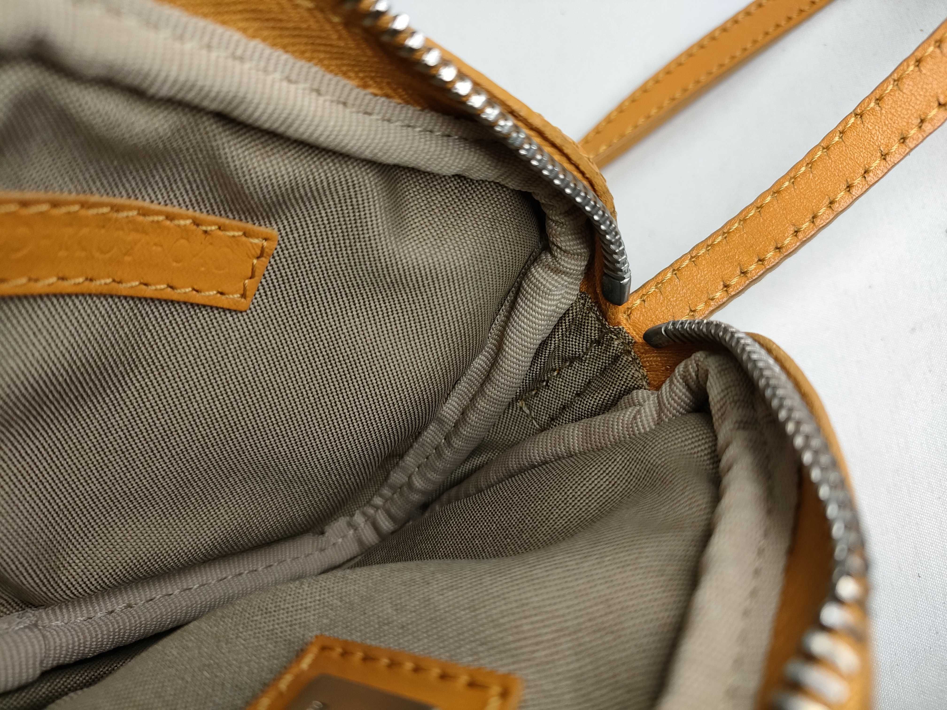 Zucchino Accessory Pouch Shoulder Bag — view 9