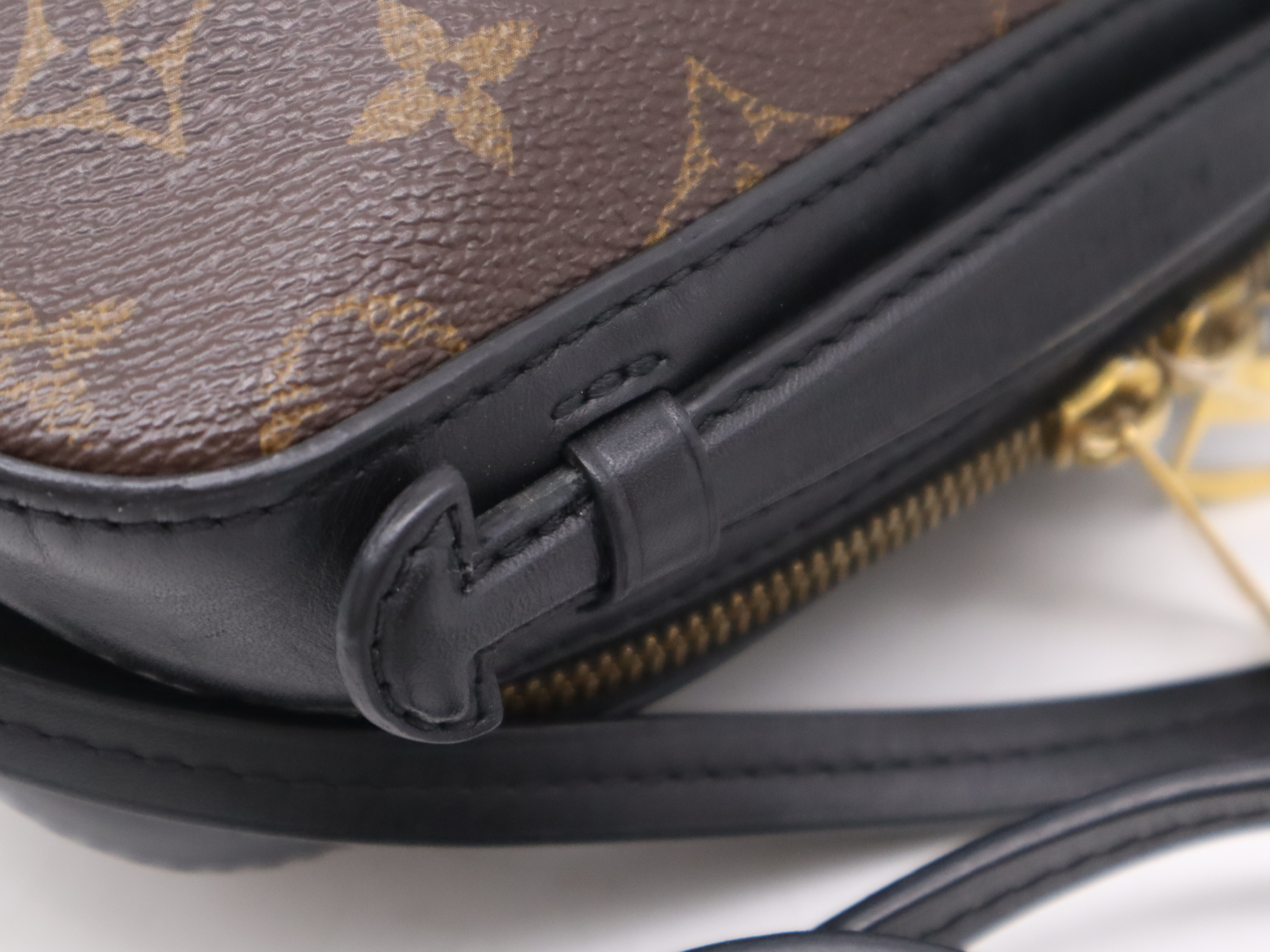 M43555 Monogram Saint-Onge Noir Shoulder Bag with Dust Bag — view 7