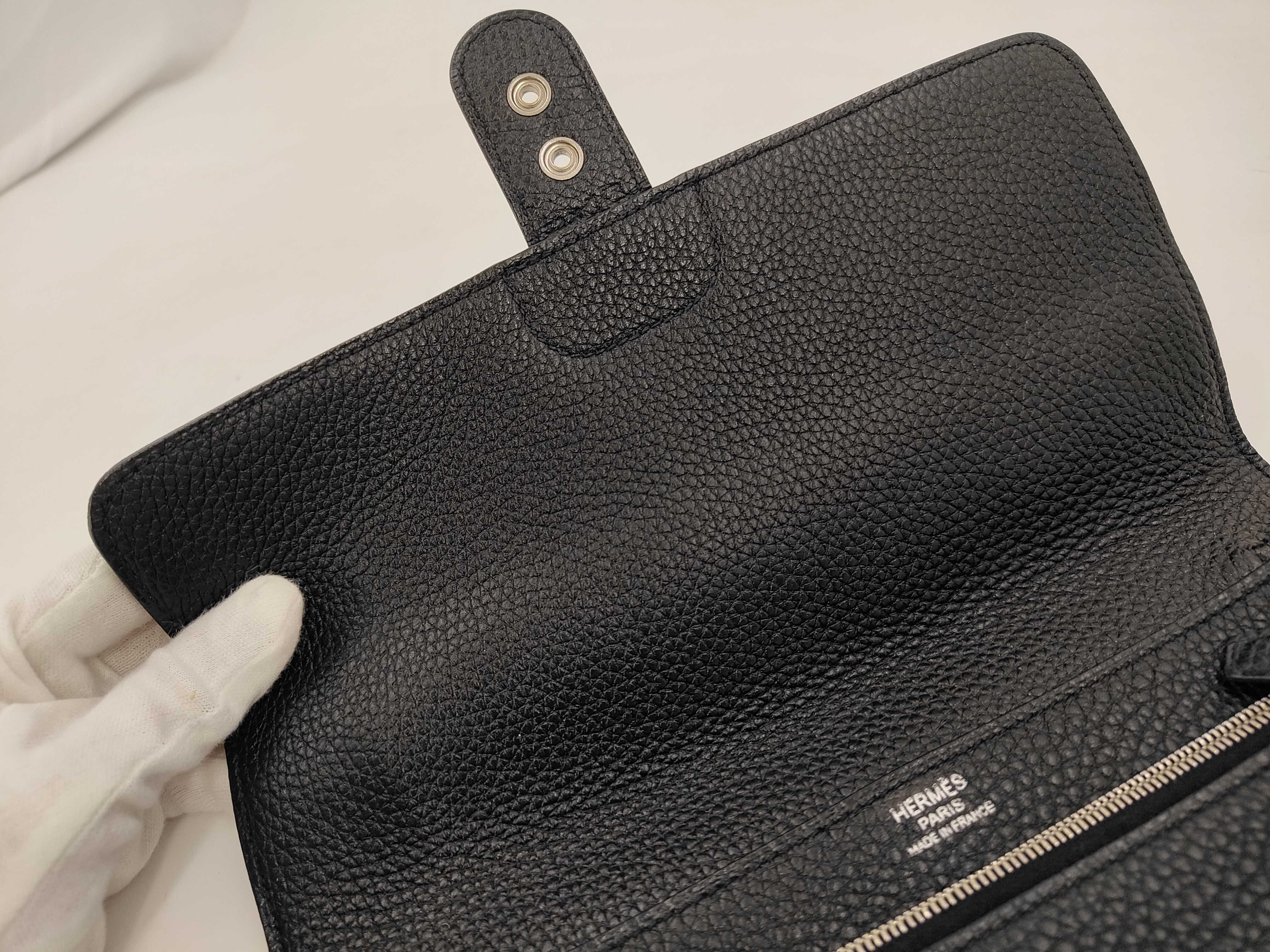 Pochette Jet Togo Leather Handbag, Black, Silver Hardware — view 5