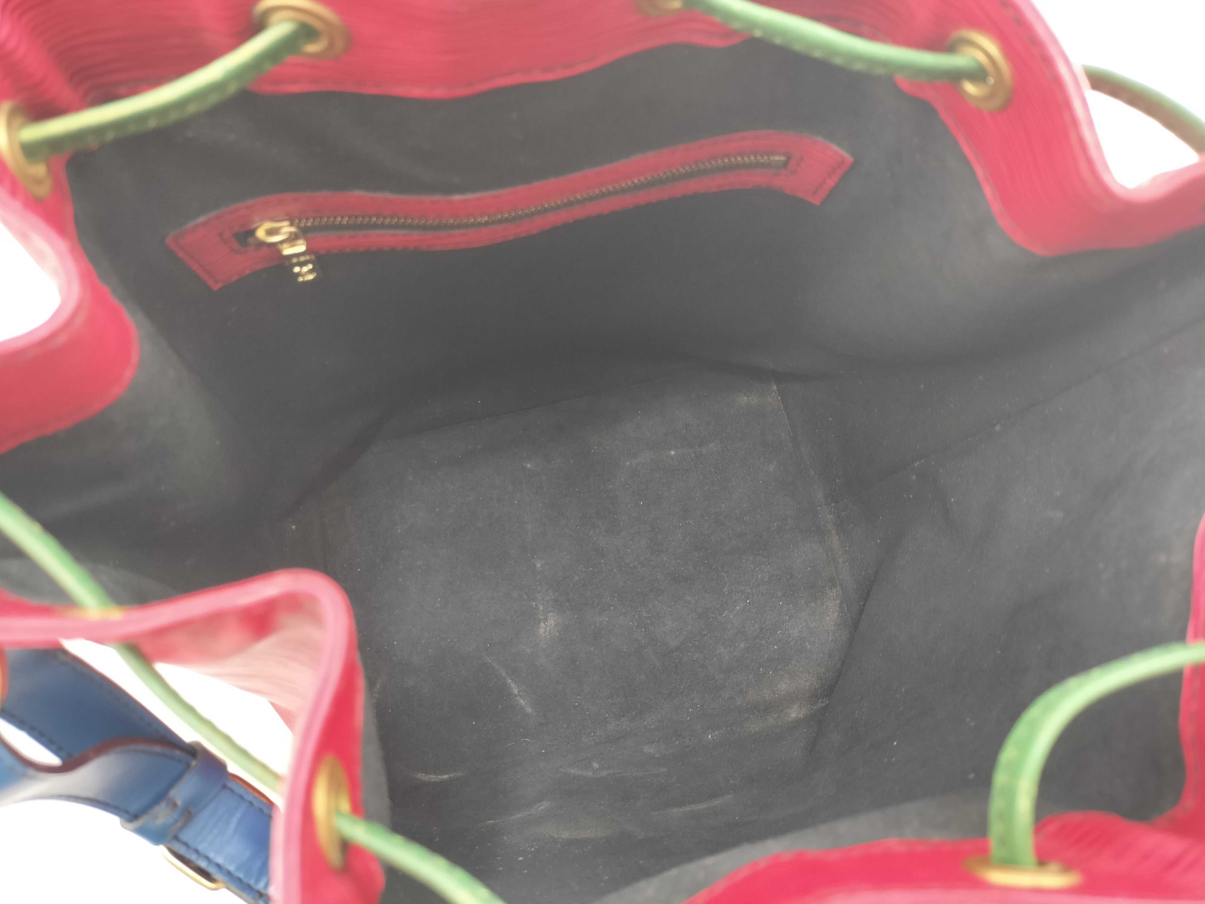 Epi Noé Tricolor Shoulder Bag — view 12