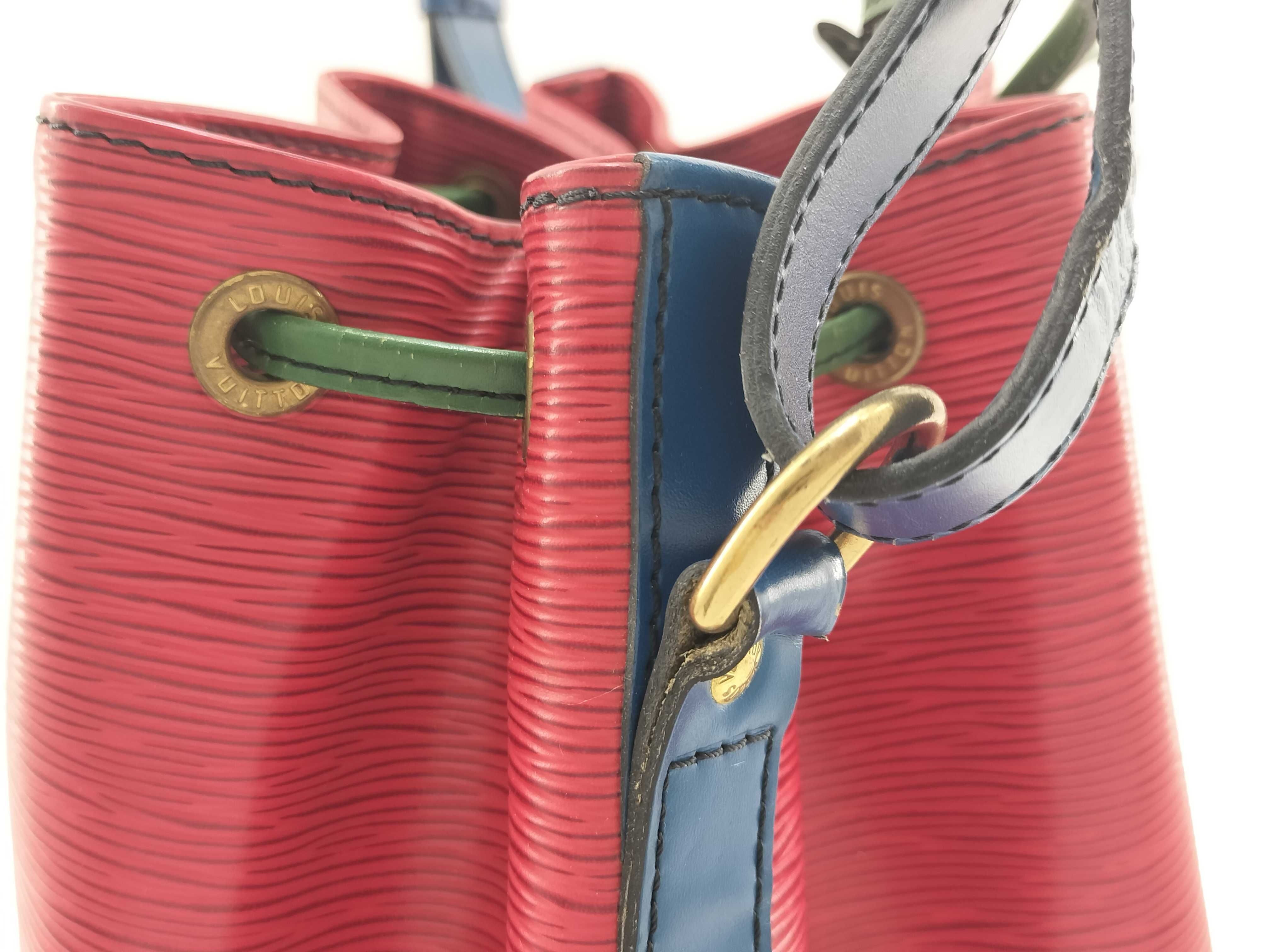 Epi Noé Tricolor Shoulder Bag — view 3