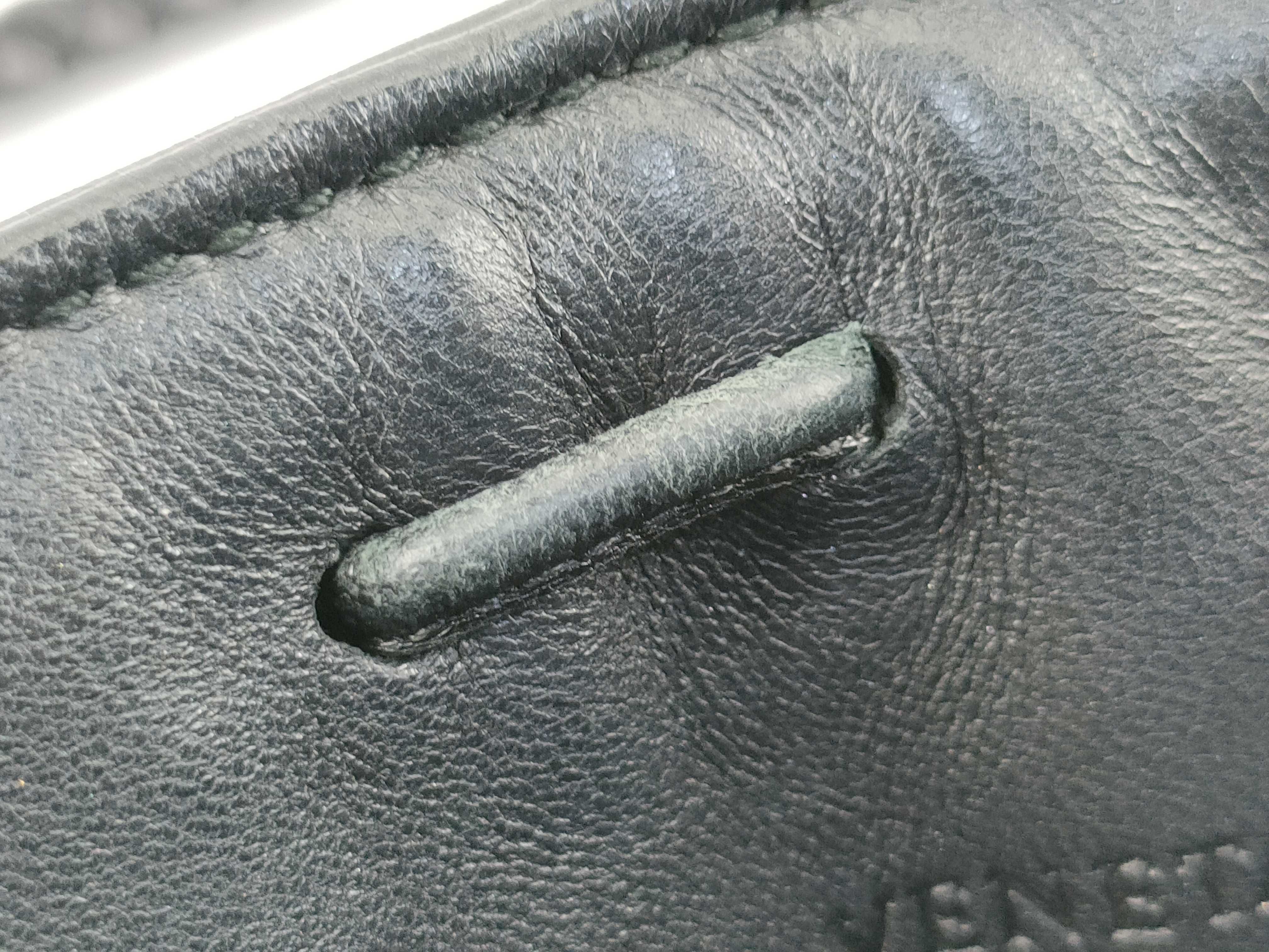 Intrecciato Leather Handbag, Black Shoulder Bag (Stored Item, Excellent Condition) — view 14