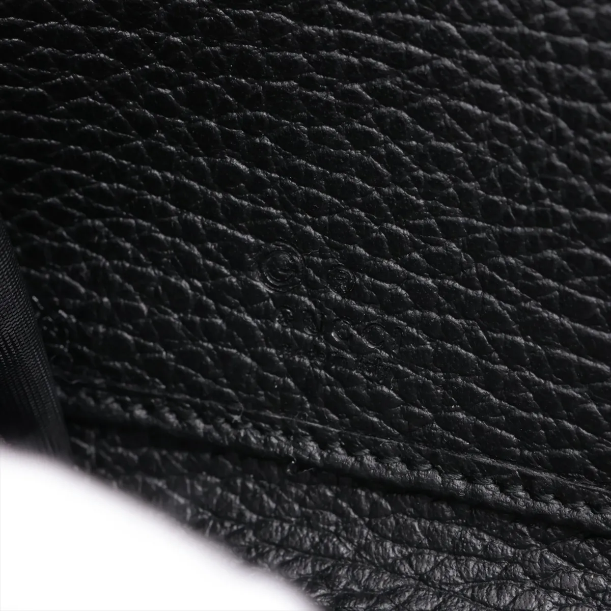 Interlocking G 449347 Leather Round Zip Wallet, Black, with G stamp. — view 7