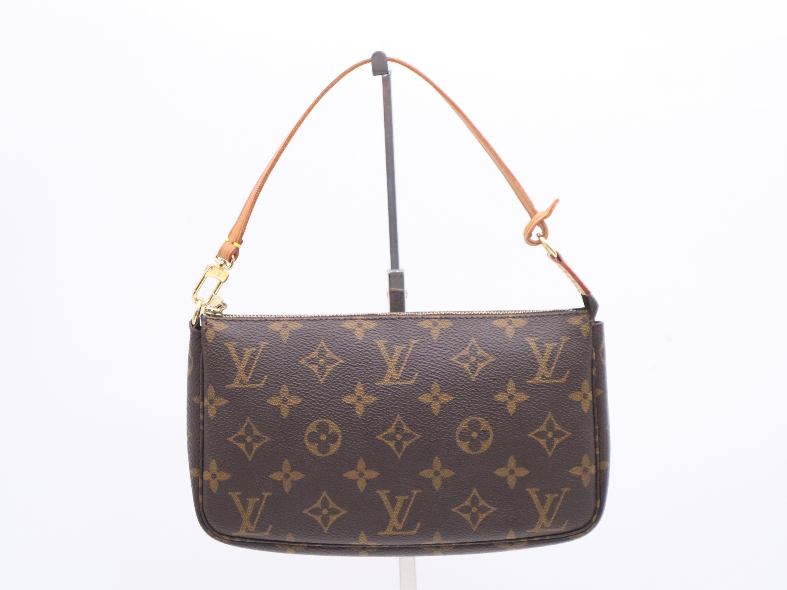Pochette Accessoires (old model) with shoulder strap