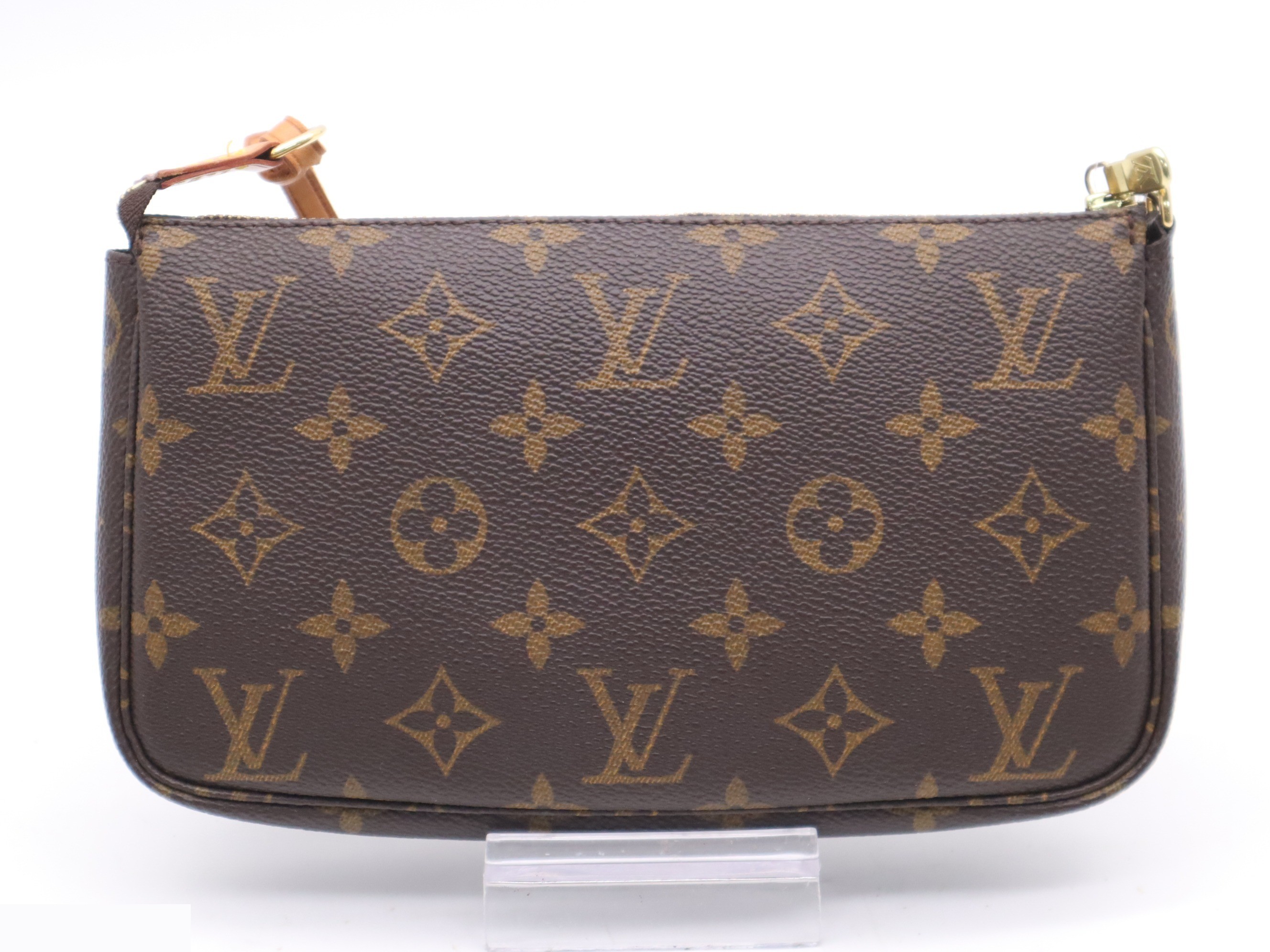 Pochette Accessoires (old model) with shoulder strap — view 2