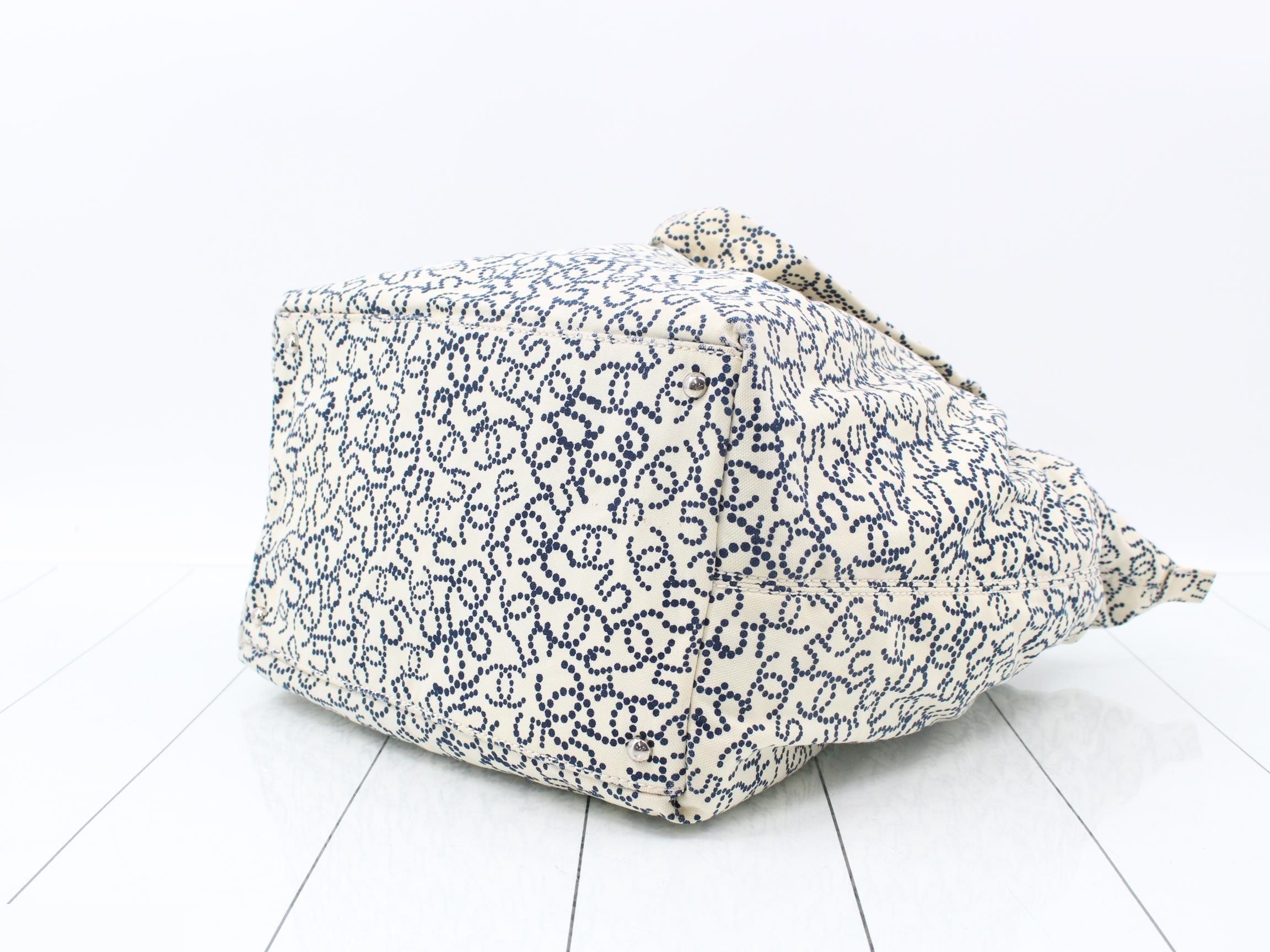 Arabesque motif — view 6