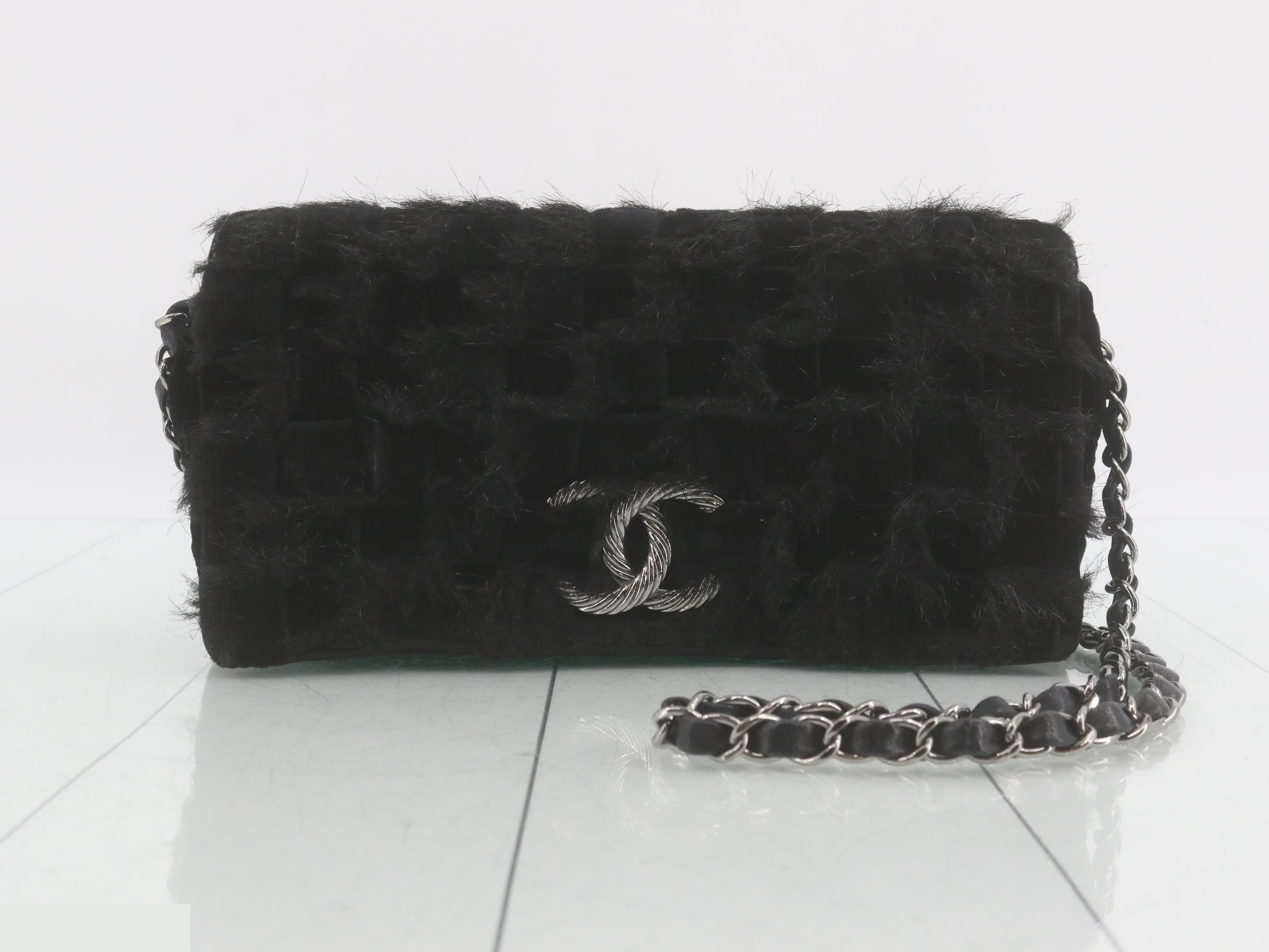 Coco Mark Chain Shoulder Bag, Black — view 2