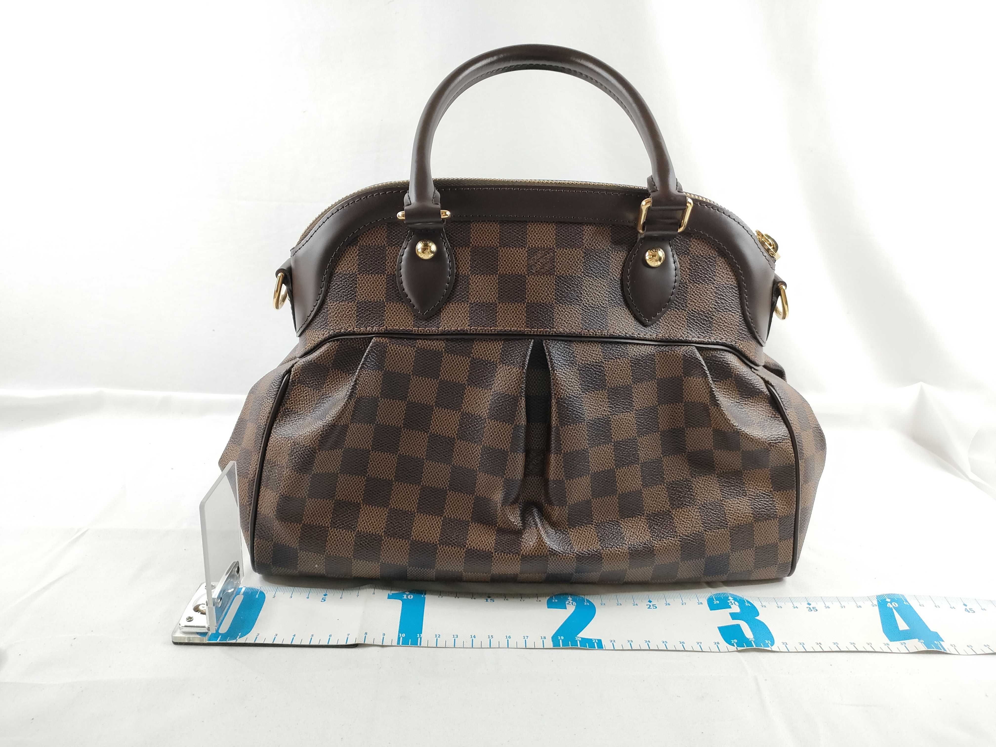 Damier Louis Vuitton Brown Damier Trevi PM N51997 2-Way Handbag — view 2