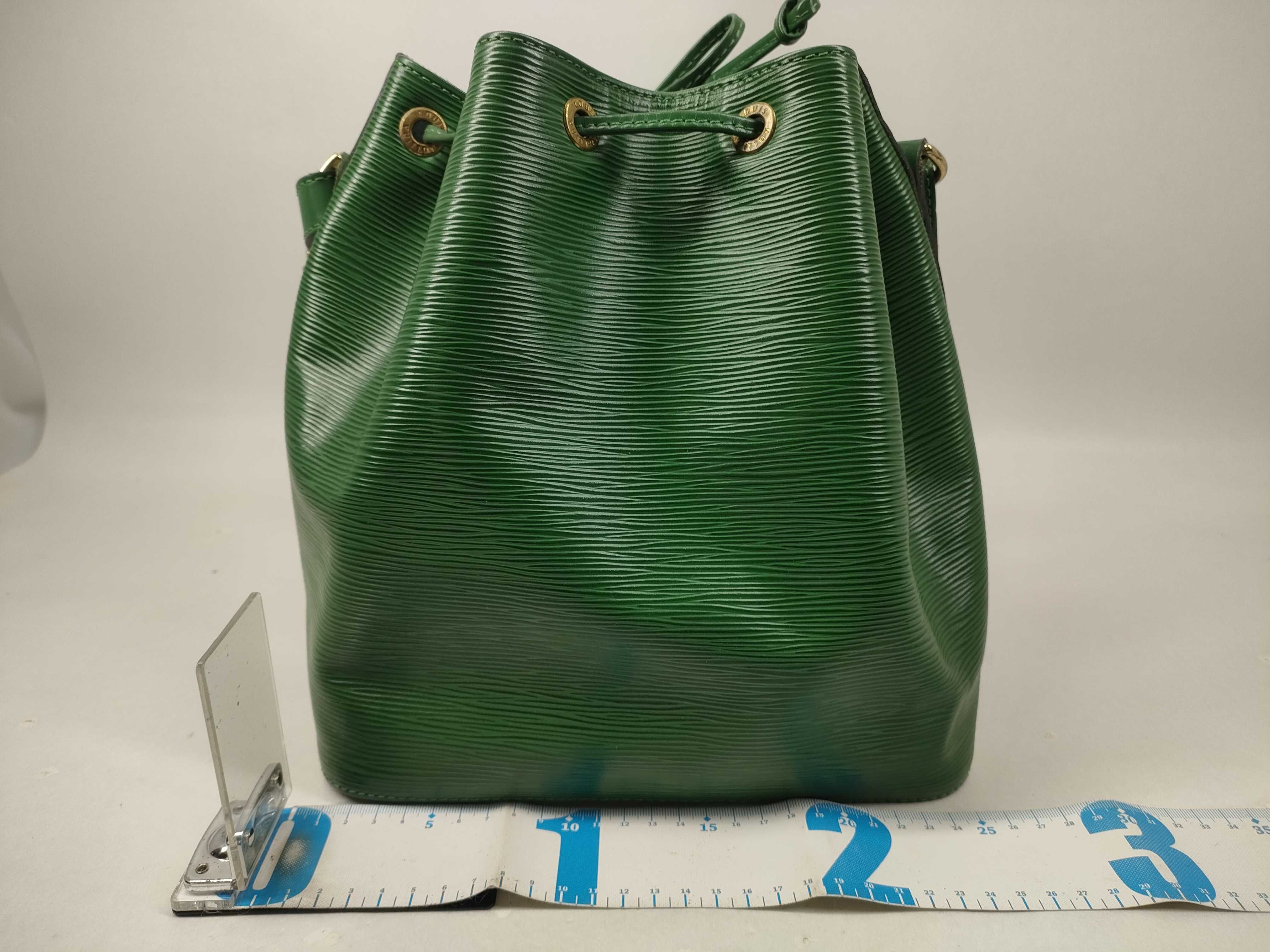 Epi Petit Noé Shoulder Bag — view 2