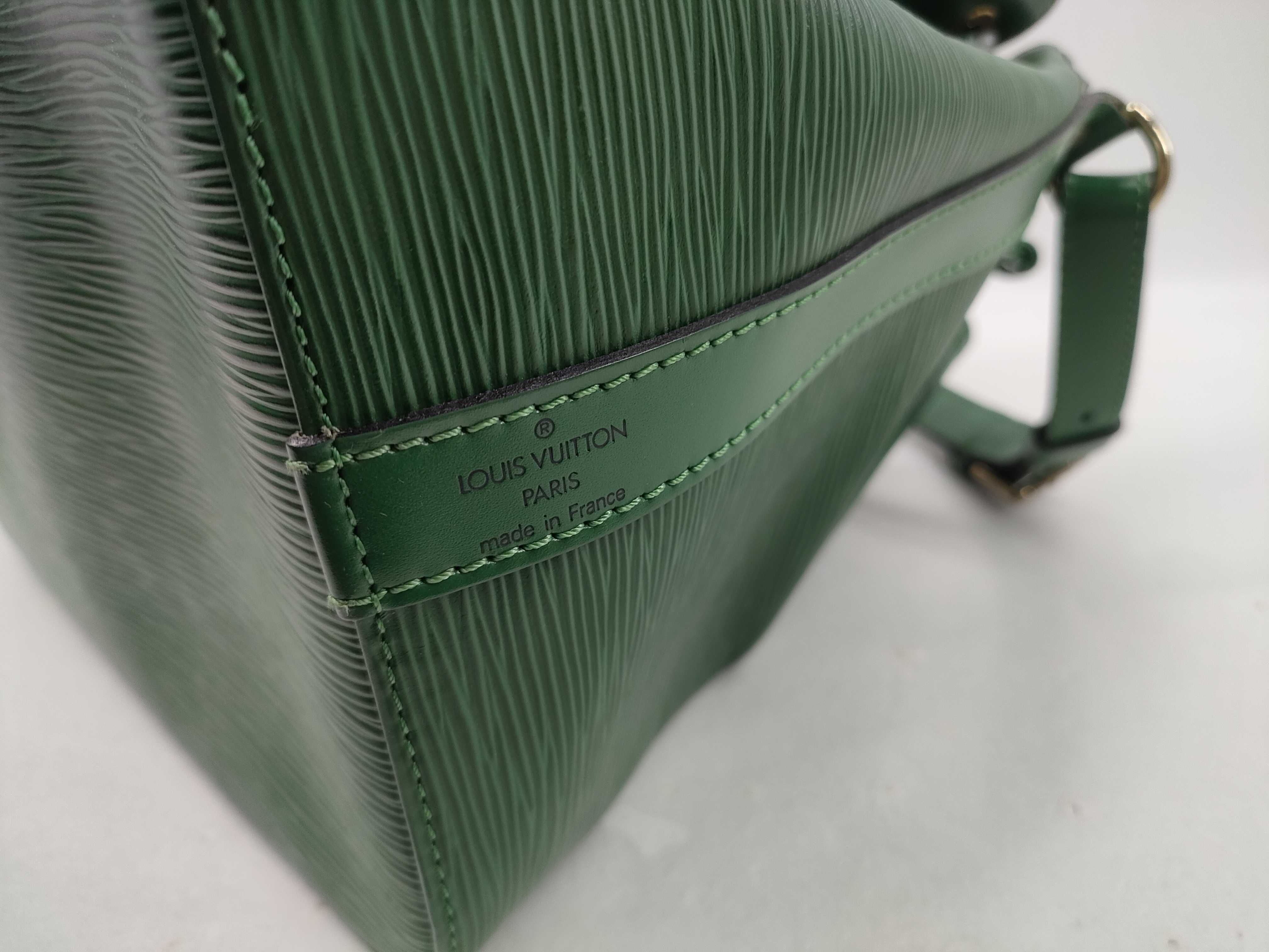 Epi Petit Noé Shoulder Bag — view 5