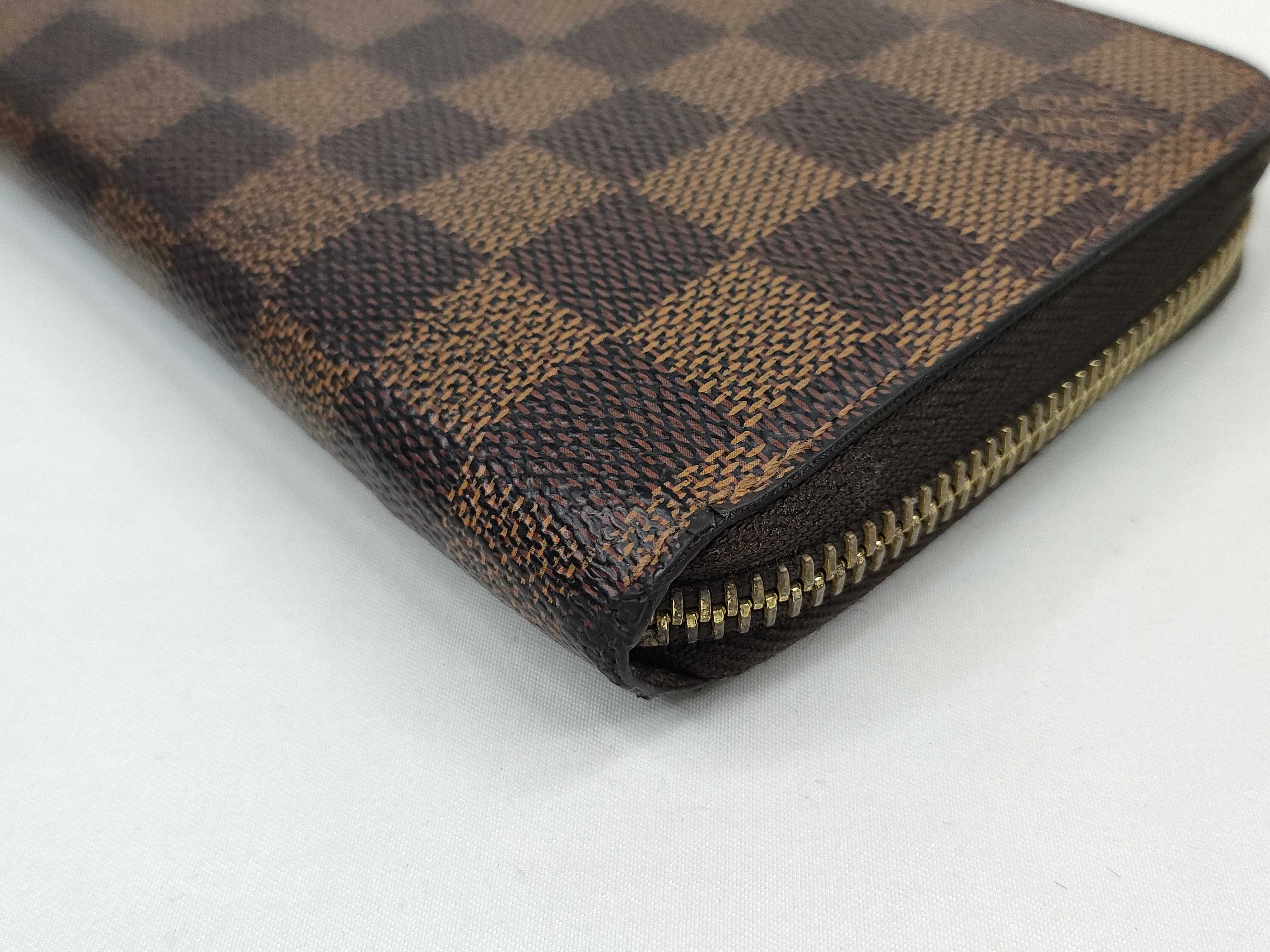 Damier Zippy Wallet — view 3
