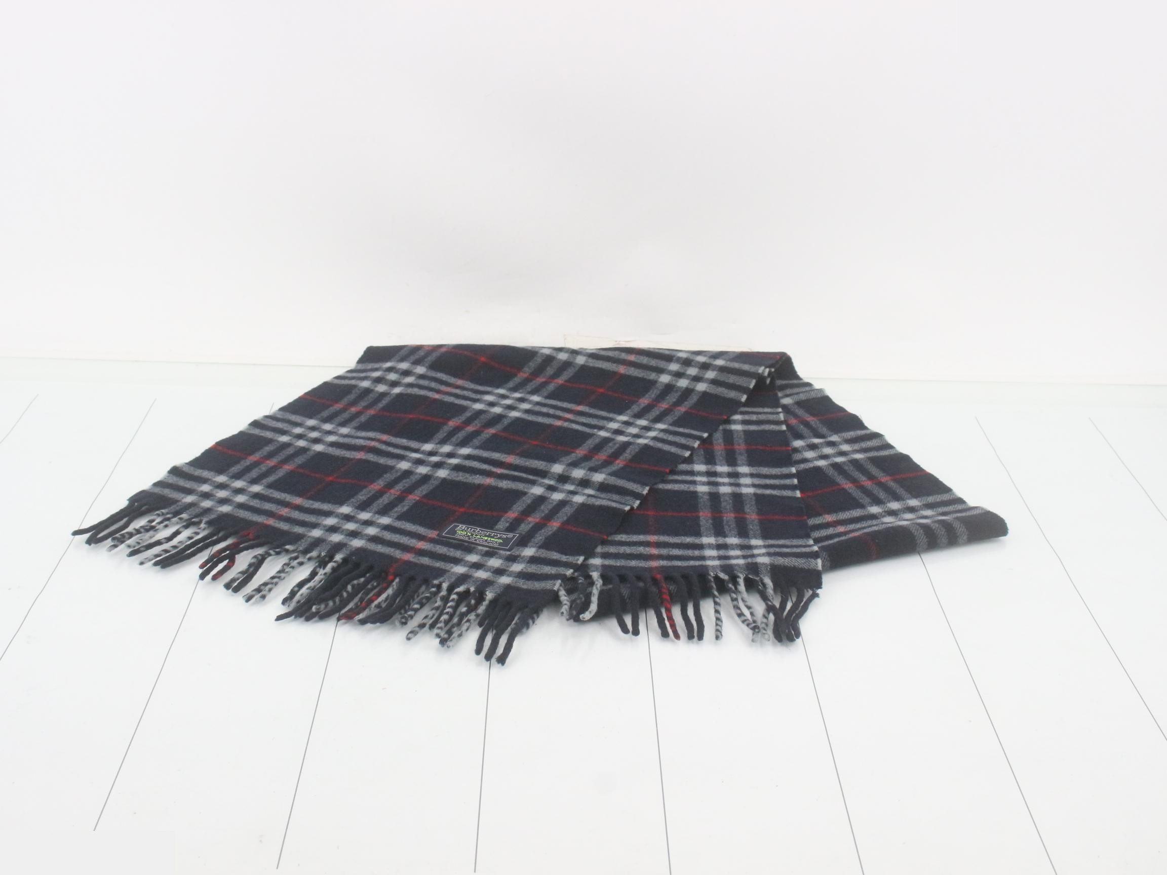 Other lines: Small items, accessories, and scarves — view 2