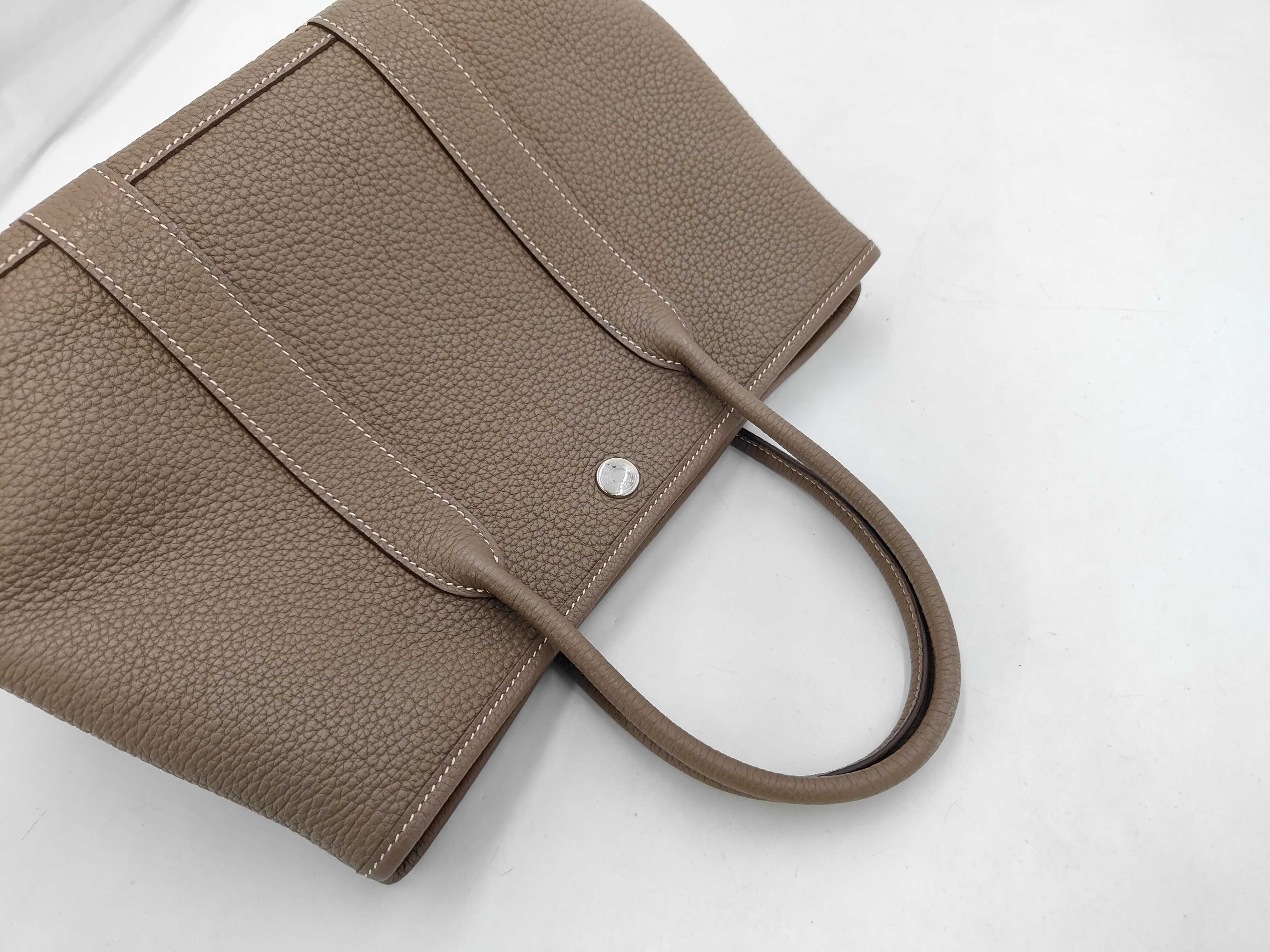 Garden Party 30 Tote Bag — view 5