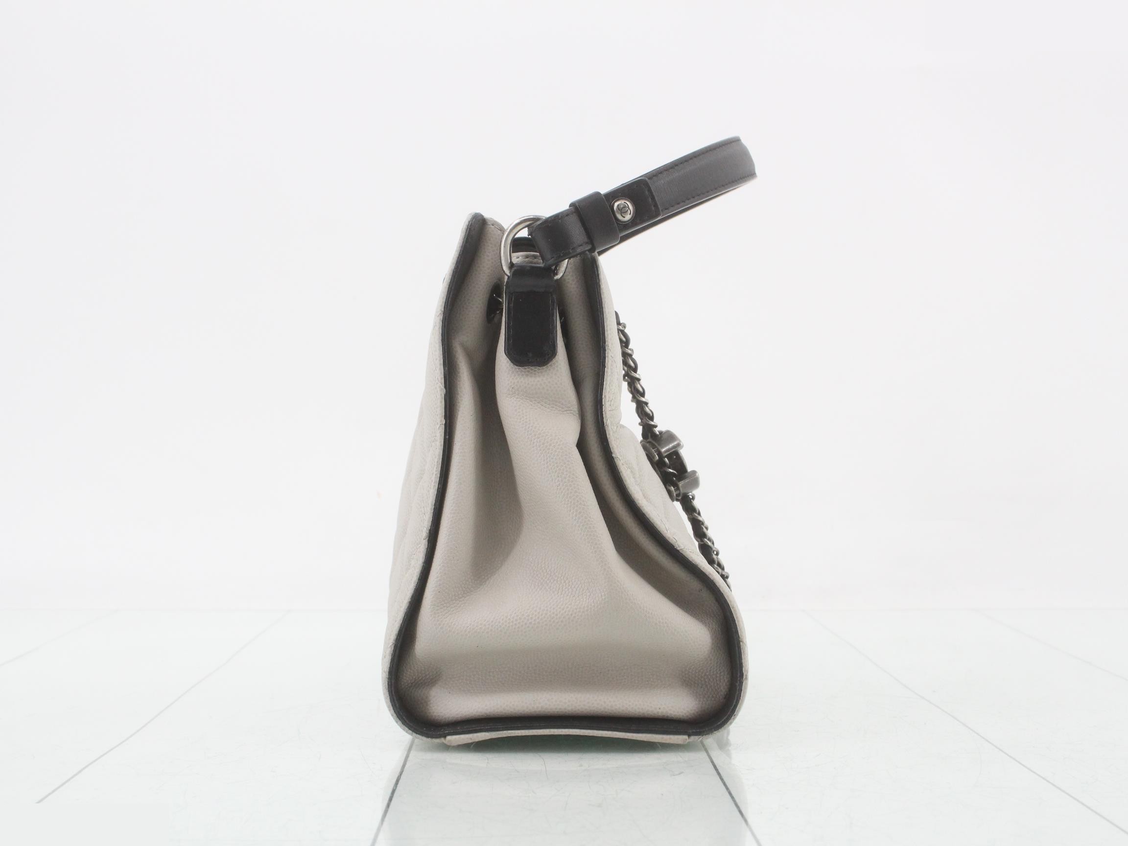 Caviar skin (bag) - Shoulder bag — view 4