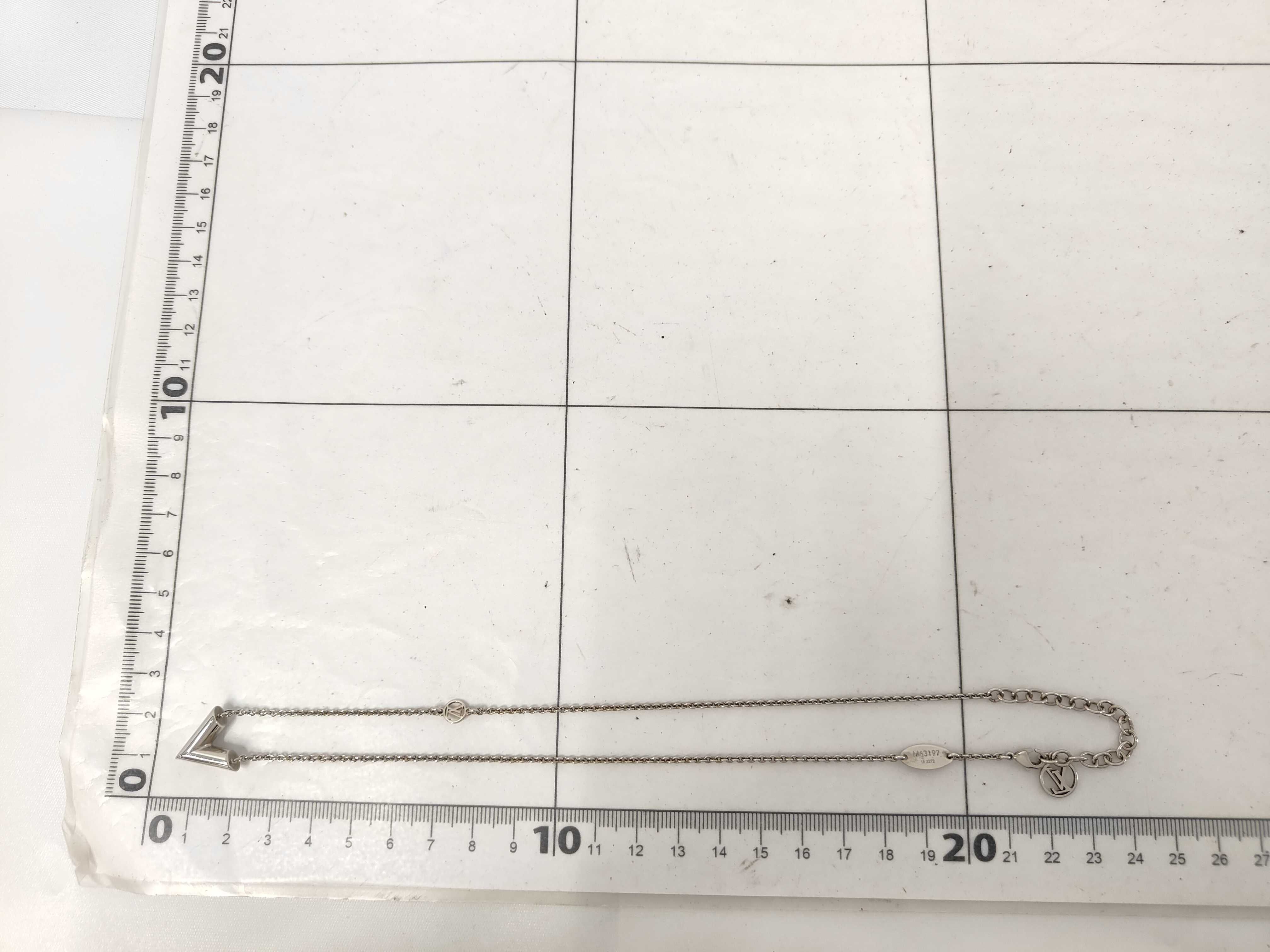 Essential V Silver Necklace — view 8