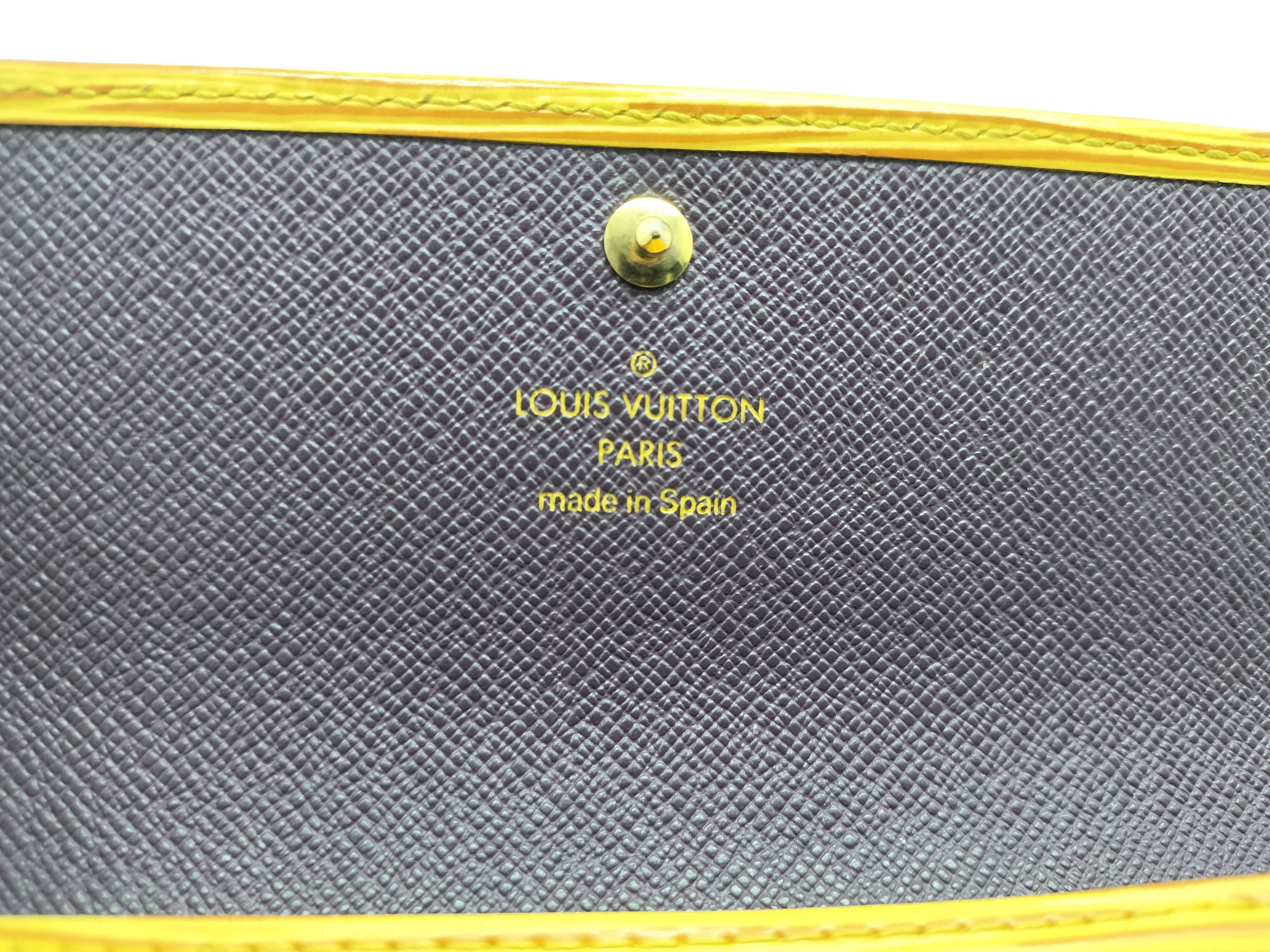 Epi Leather / Pochette Portemonnaie Credit / M63579 Wallet — view 12