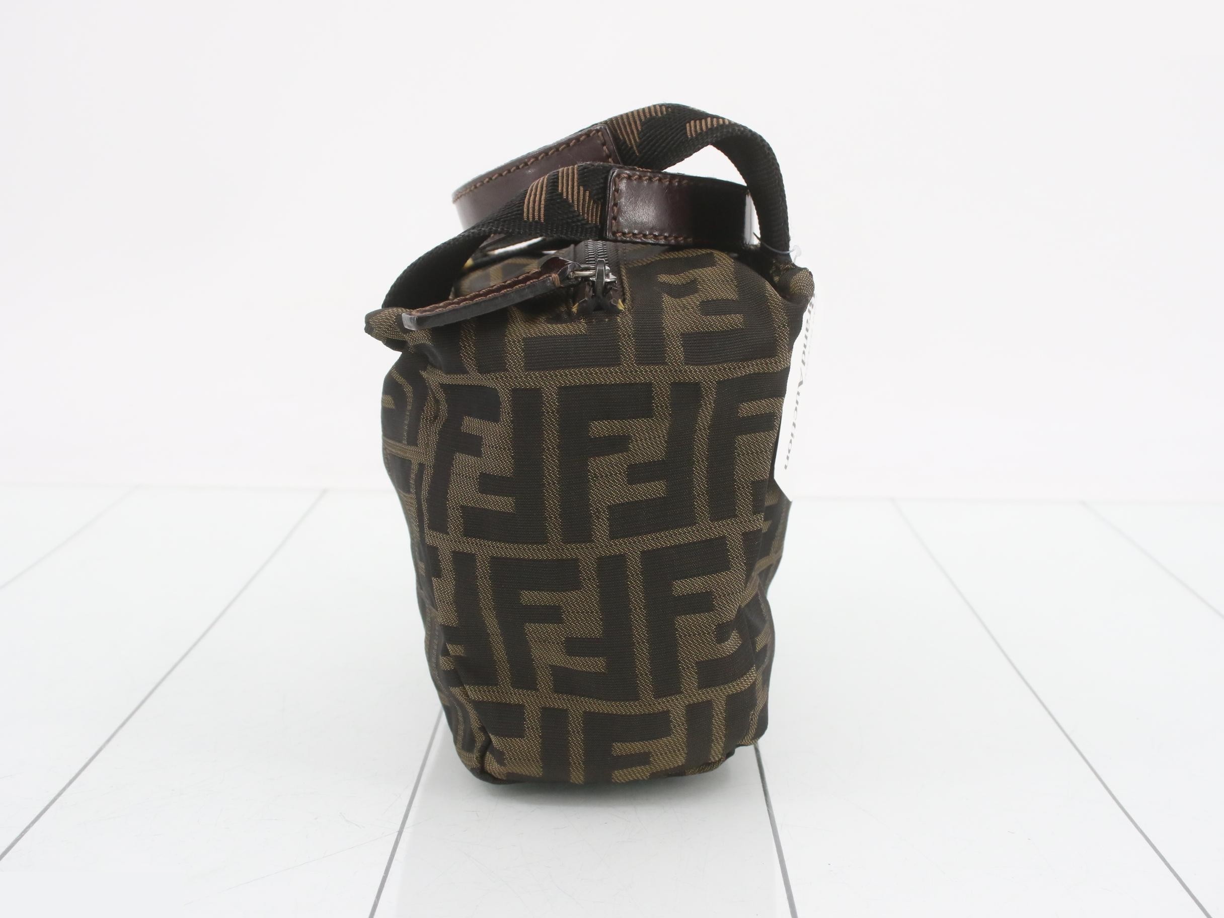 handbag — view 4