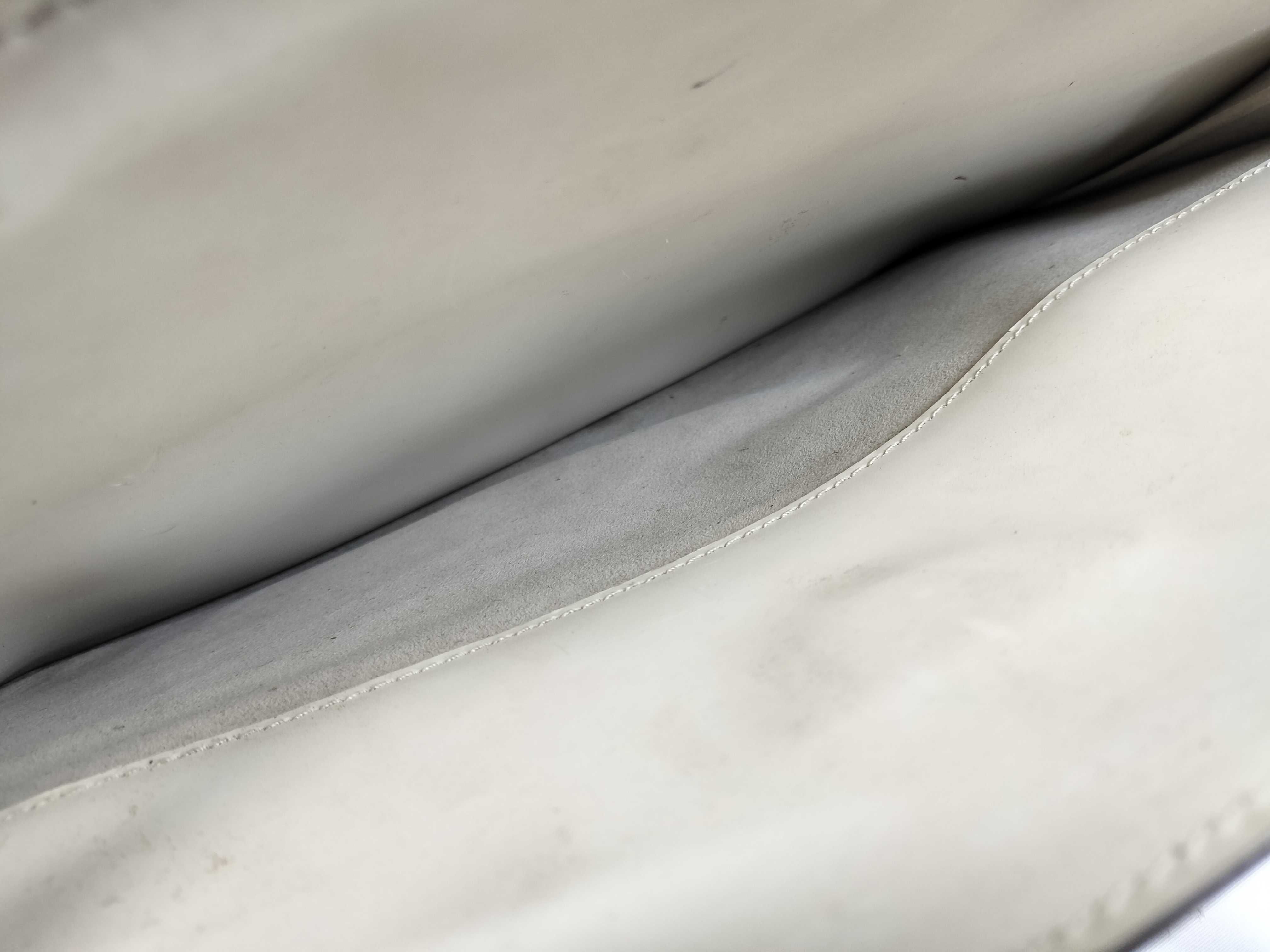 Epi Pont Neuf GM Handbag — view 13