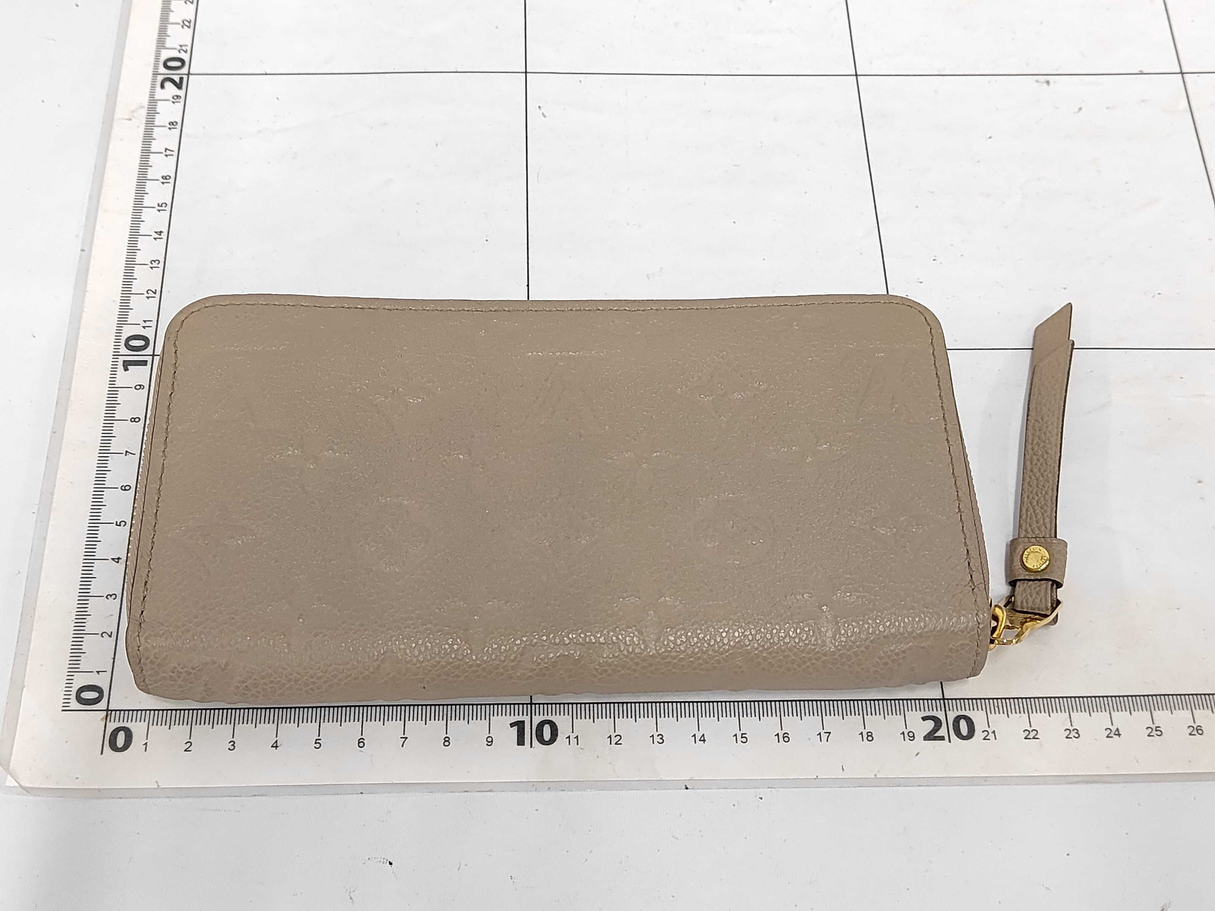 M69034 Zippy Wallet IC Card Holder — view 2