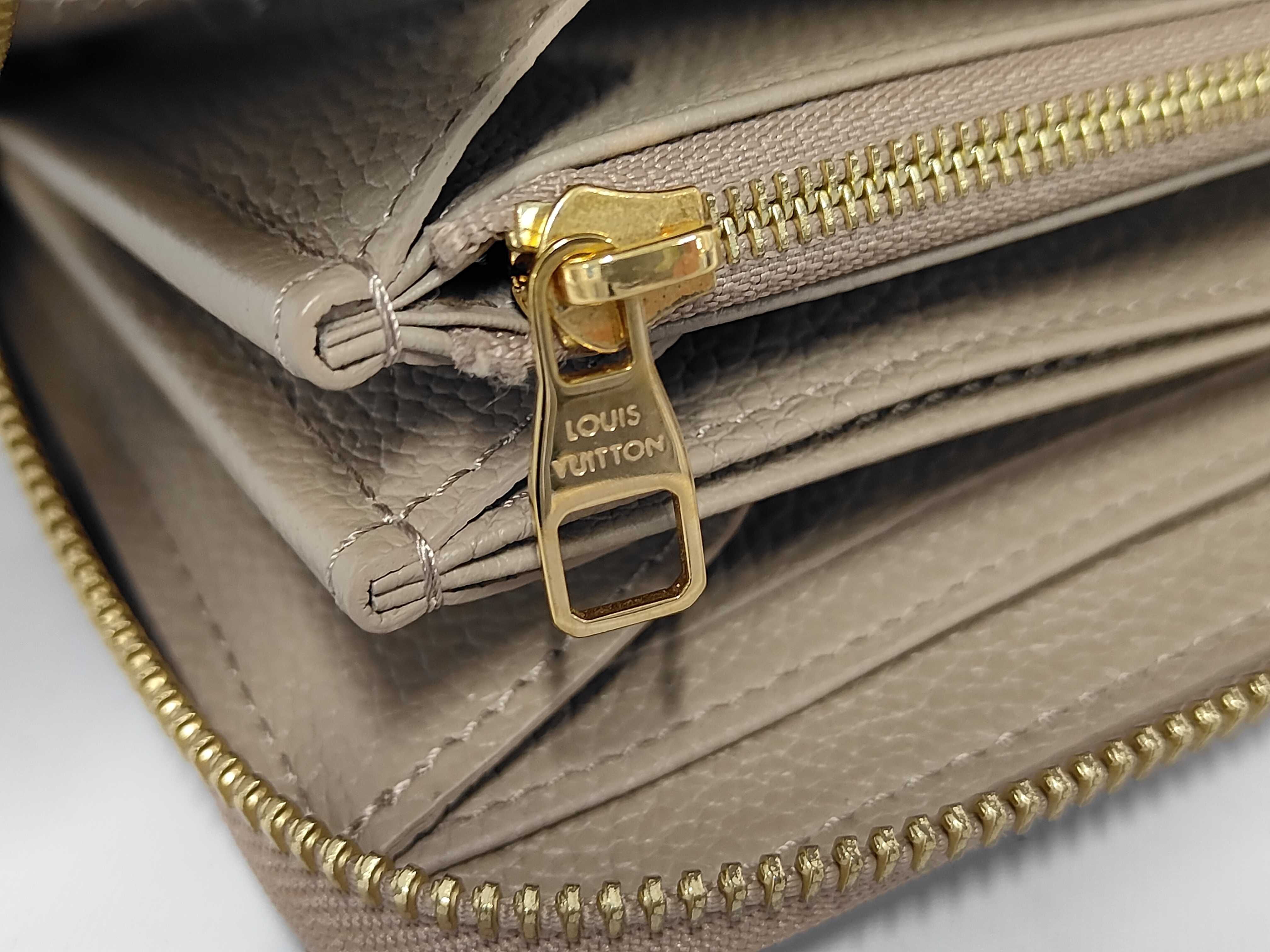 M69034 Zippy Wallet IC Card Holder — view 11