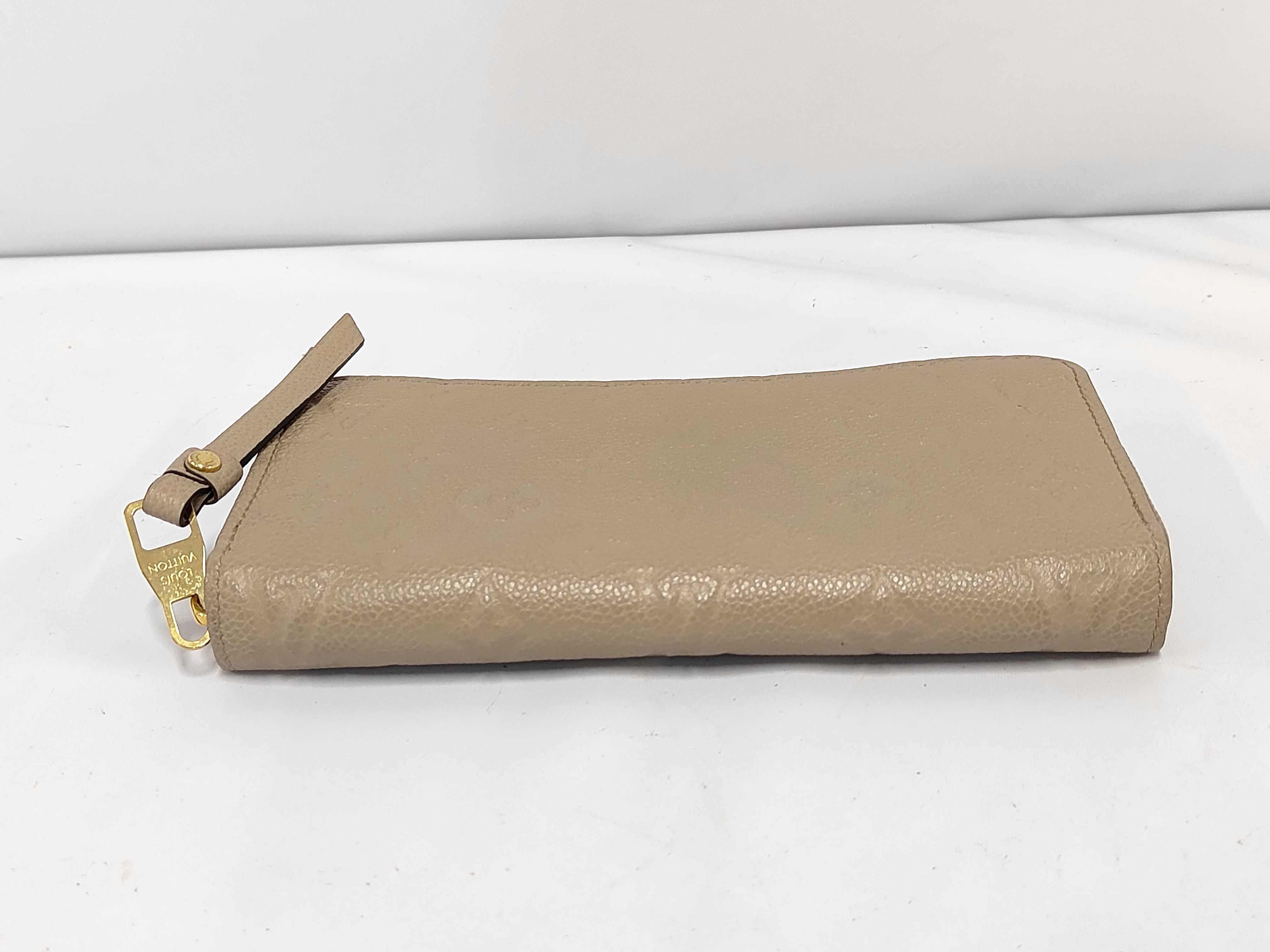 M69034 Zippy Wallet IC Card Holder — view 3