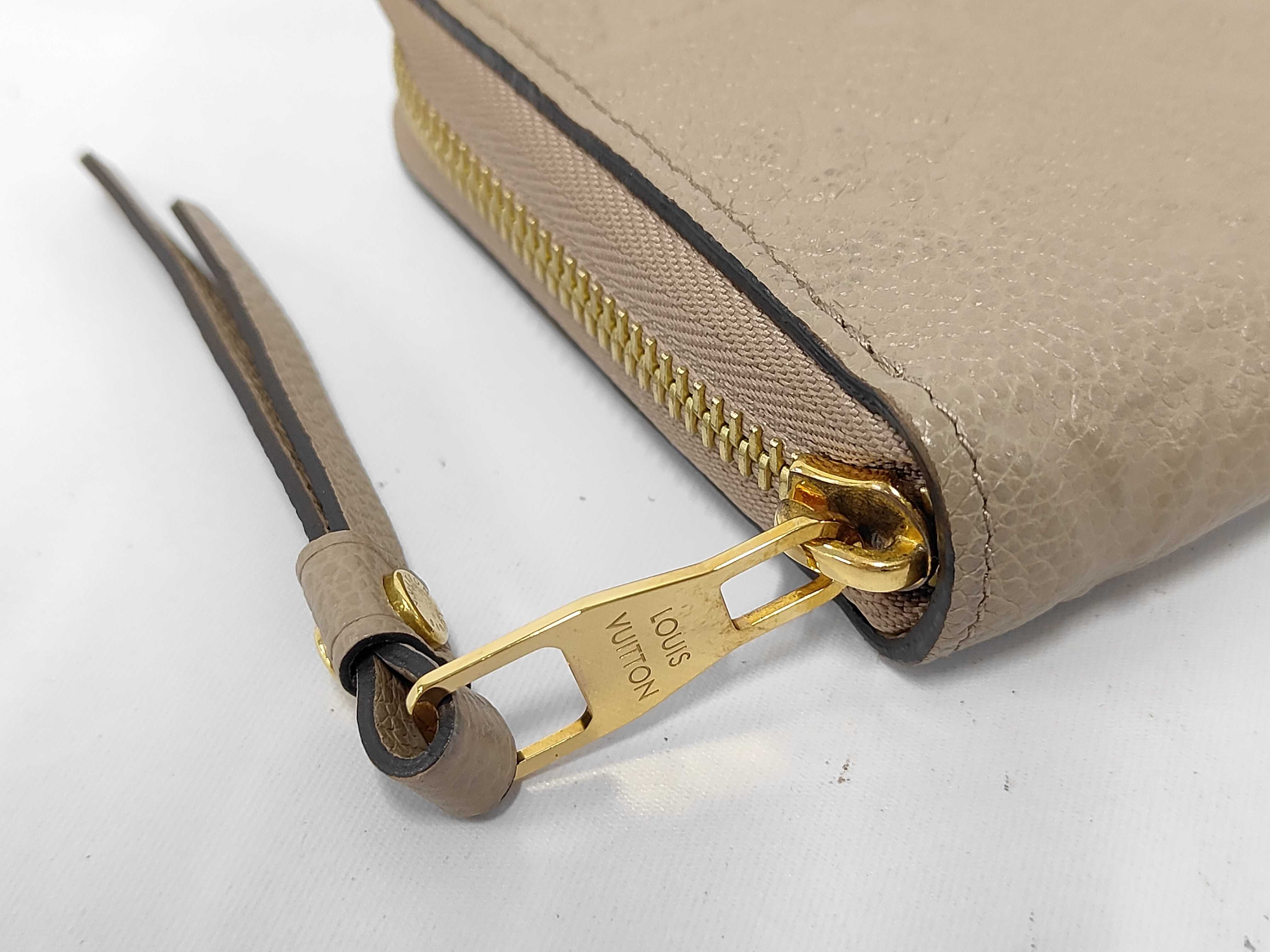 M69034 Zippy Wallet IC Card Holder — view 4