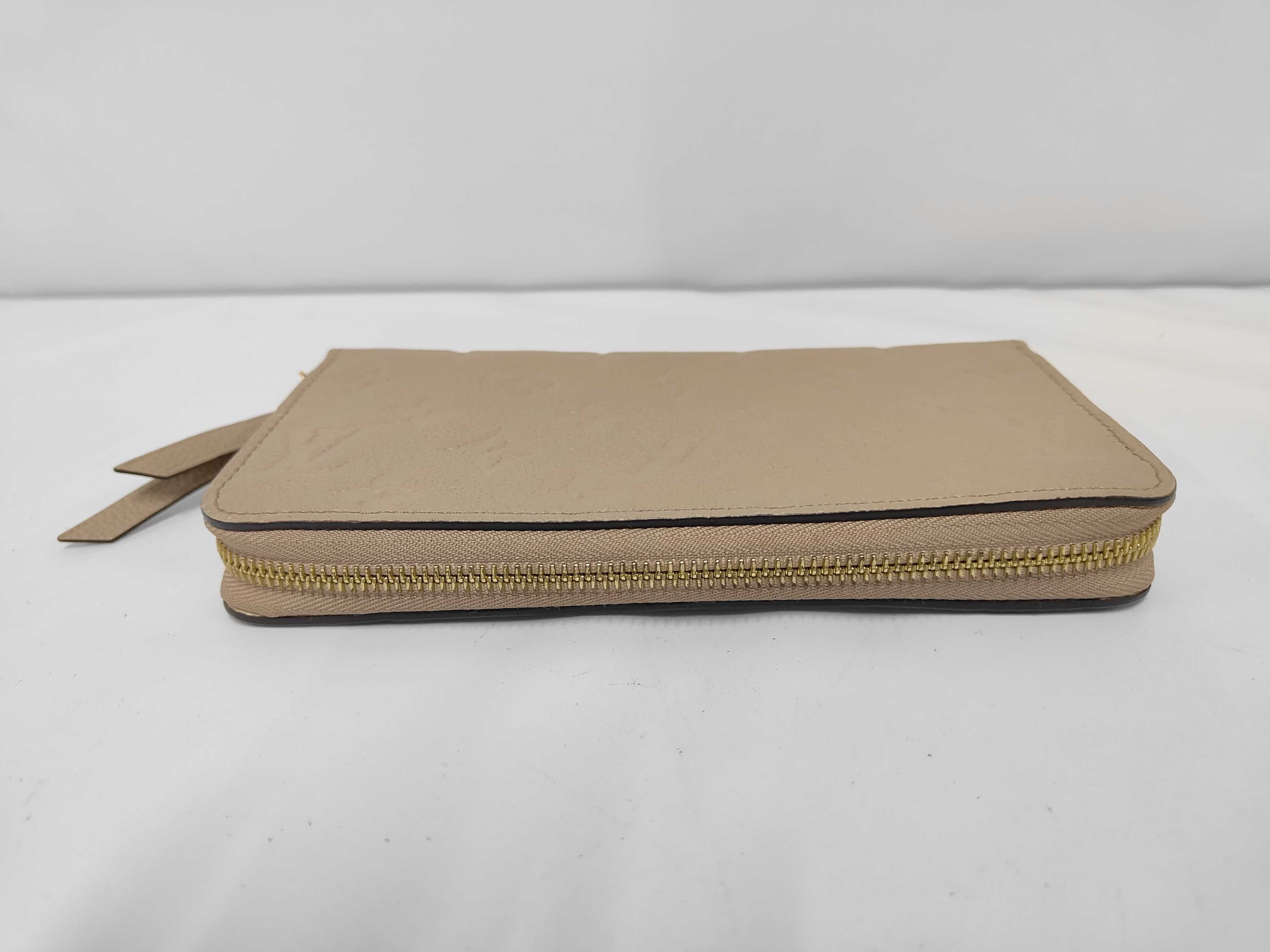 M69034 Zippy Wallet IC Card Holder — view 6
