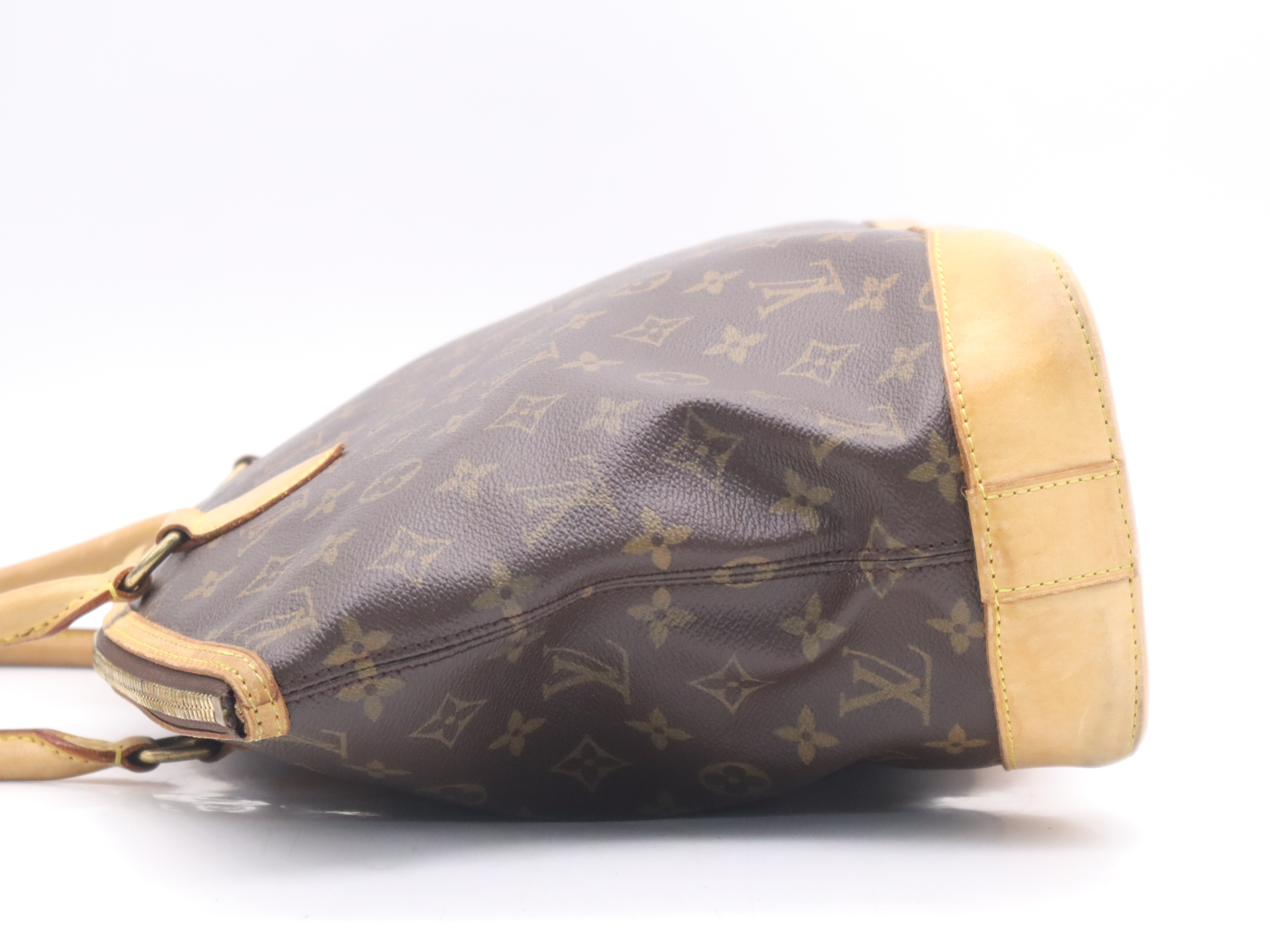 M40104 Monogram Lockit Horizontal Handbag — view 3