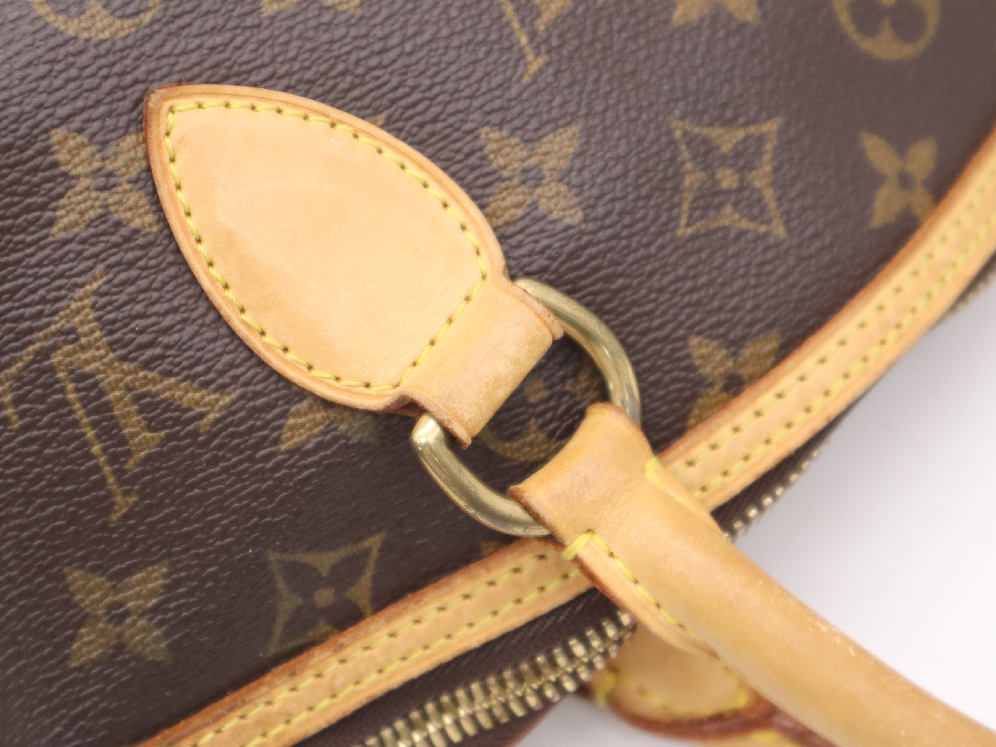 M40104 Monogram Lockit Horizontal Handbag — view 7