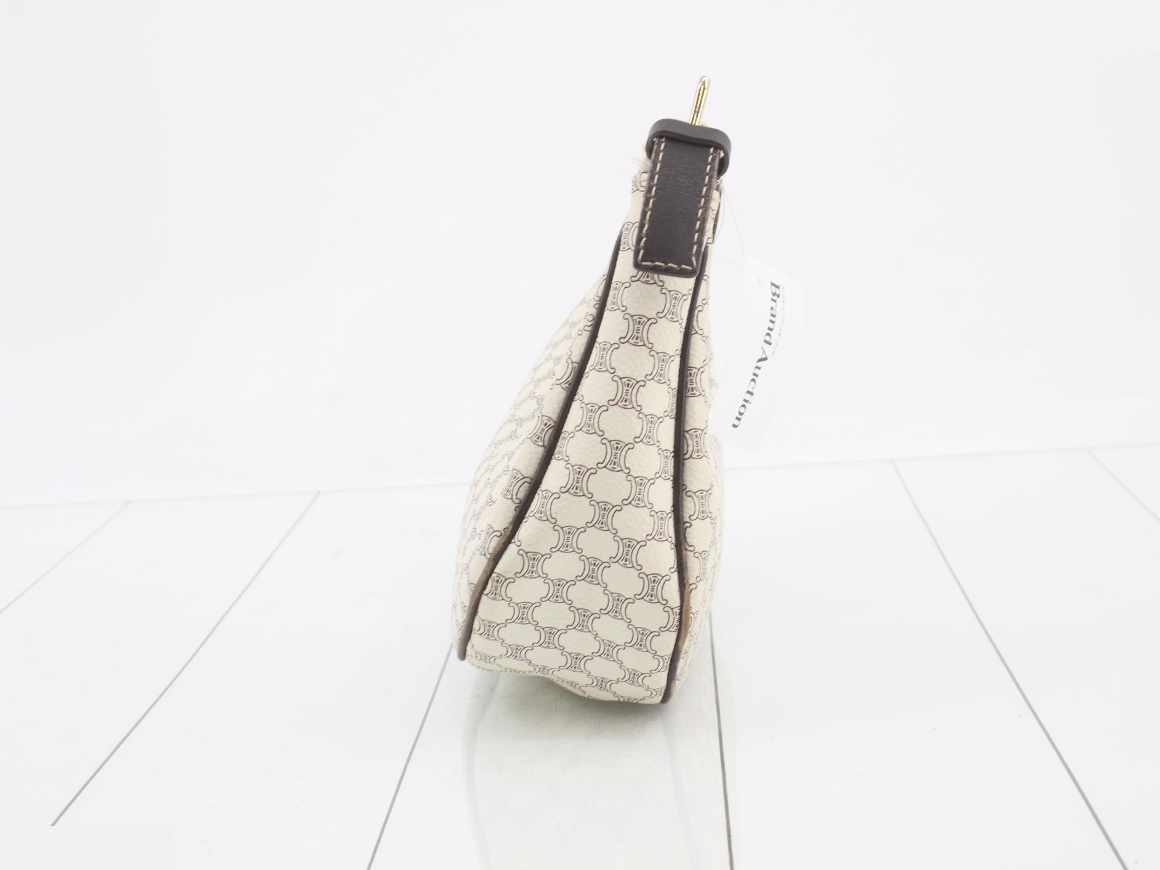 White handbag — view 3