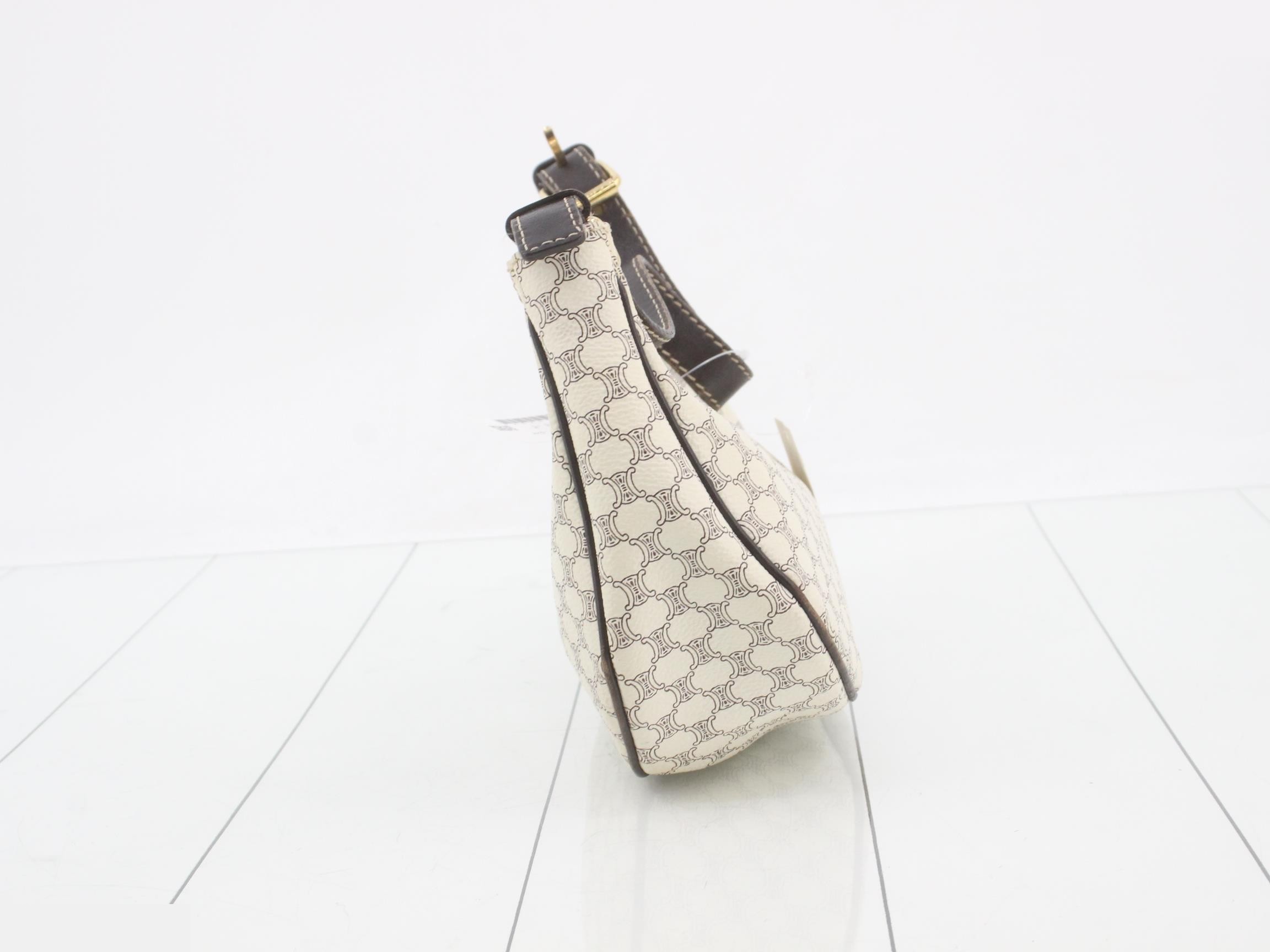 White handbag — view 4