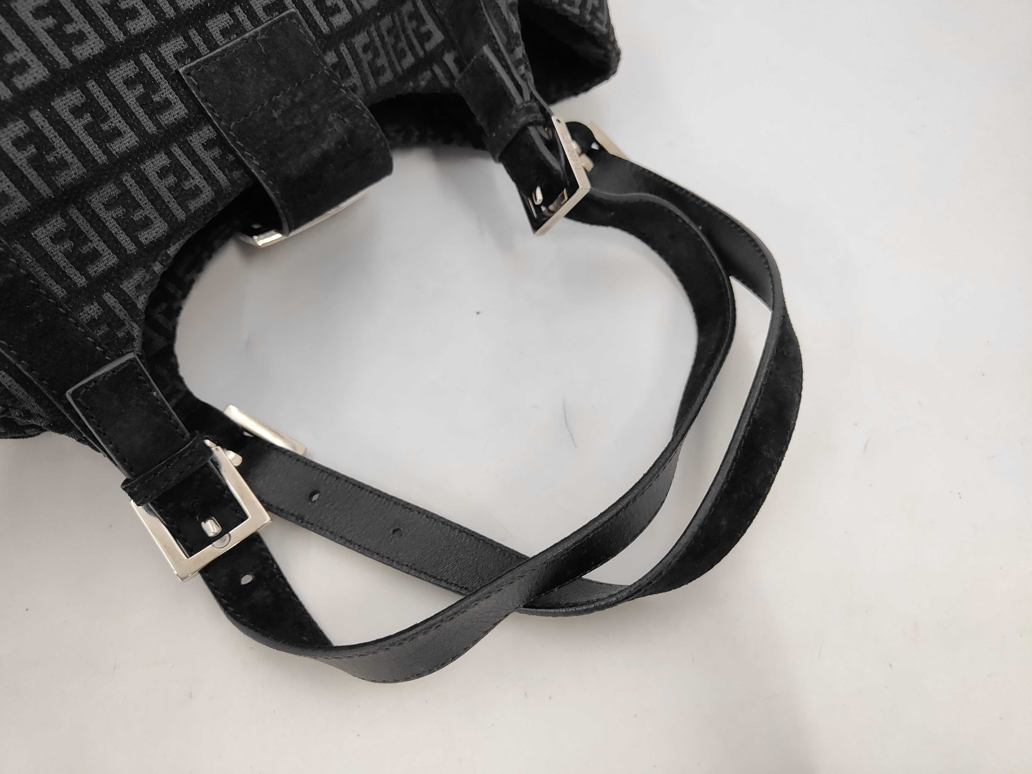 Mamma Bucket Velour Zucchino One-Shoulder Bag — view 5