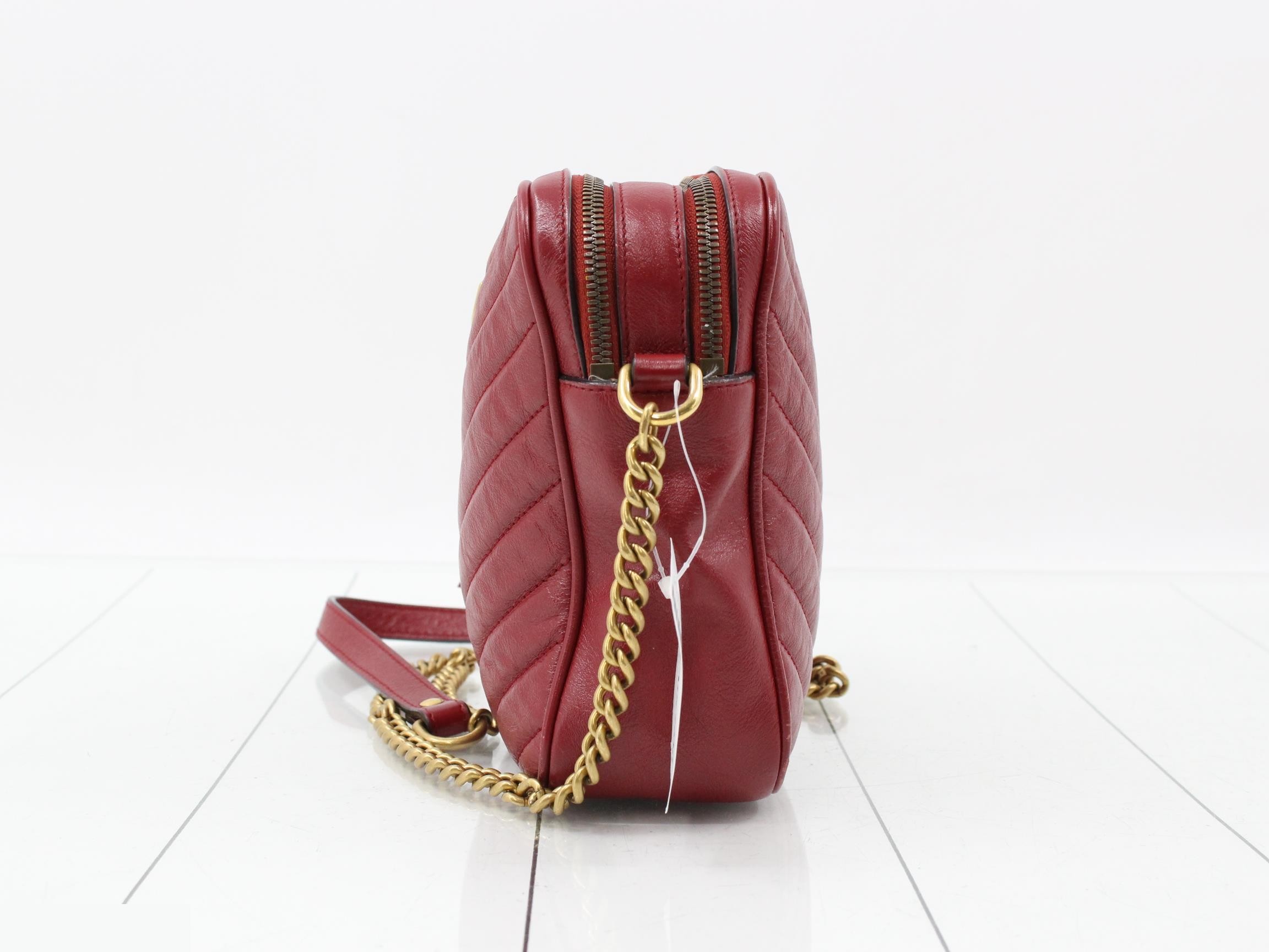GG Marmont Quilted Shoulder Bag — view 3