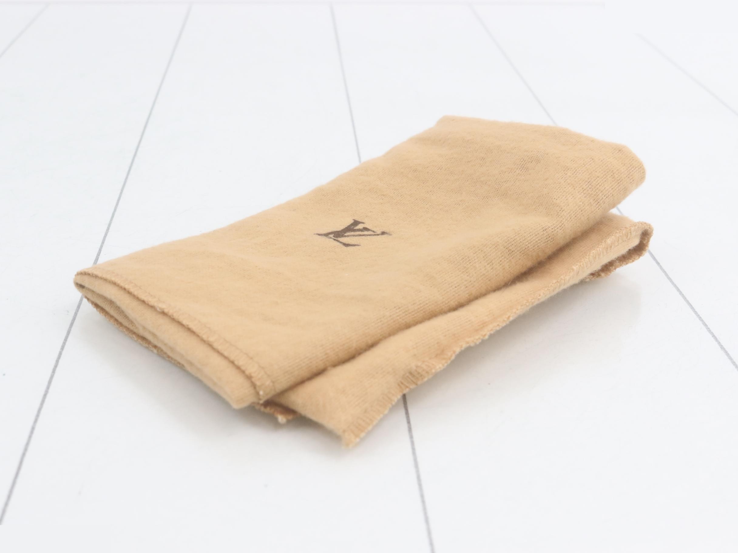 Monogram Cherry Blossom - Takashi Murakami - Pochette Accessoires — view 5