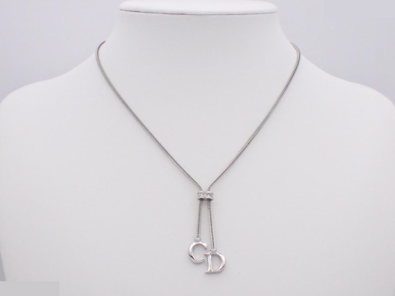 Other lines: Precious metal necklaces and pendants, chain approximately 42cm. — view 3