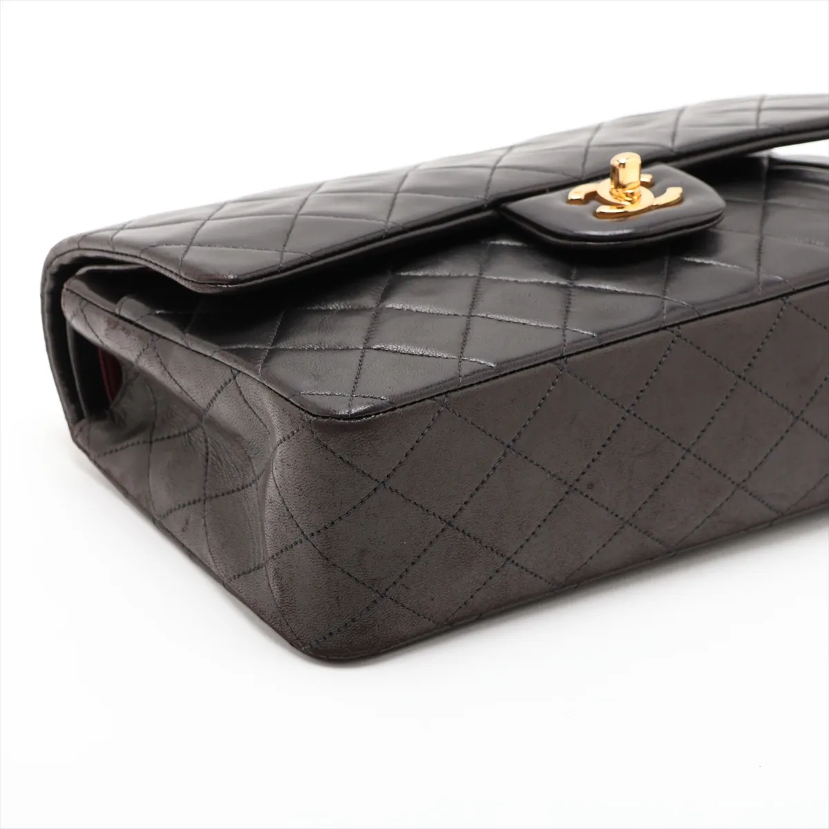 [Individually packaged] Chanel Matelassé 25 Lambskin Double Flap Double Chain Bag, Black with Gold Hardware, 4977528, Series 4, A01112 — view 4