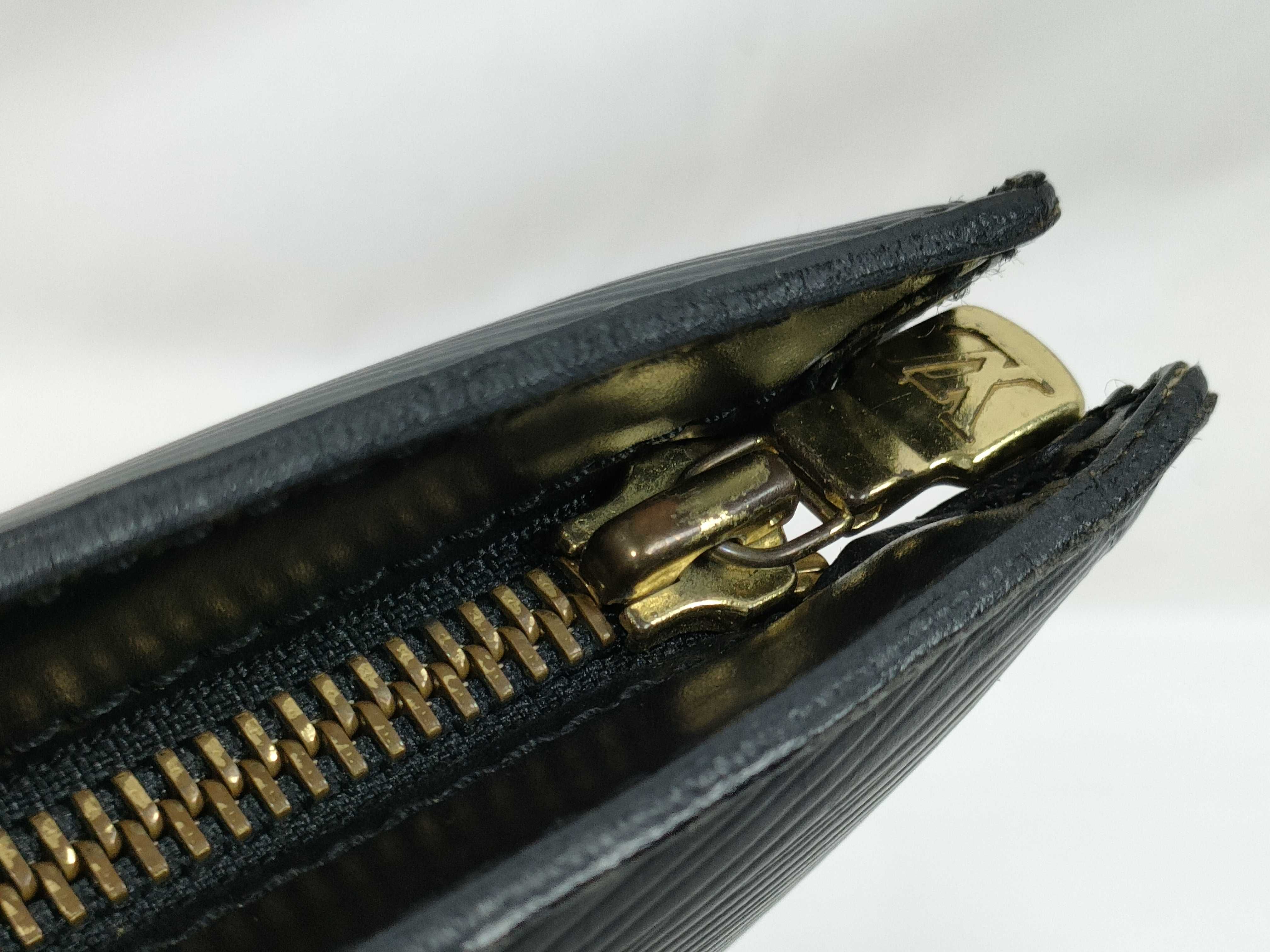 Monogram M52272 Epi Saint Jacques Noir Handbag — view 7
