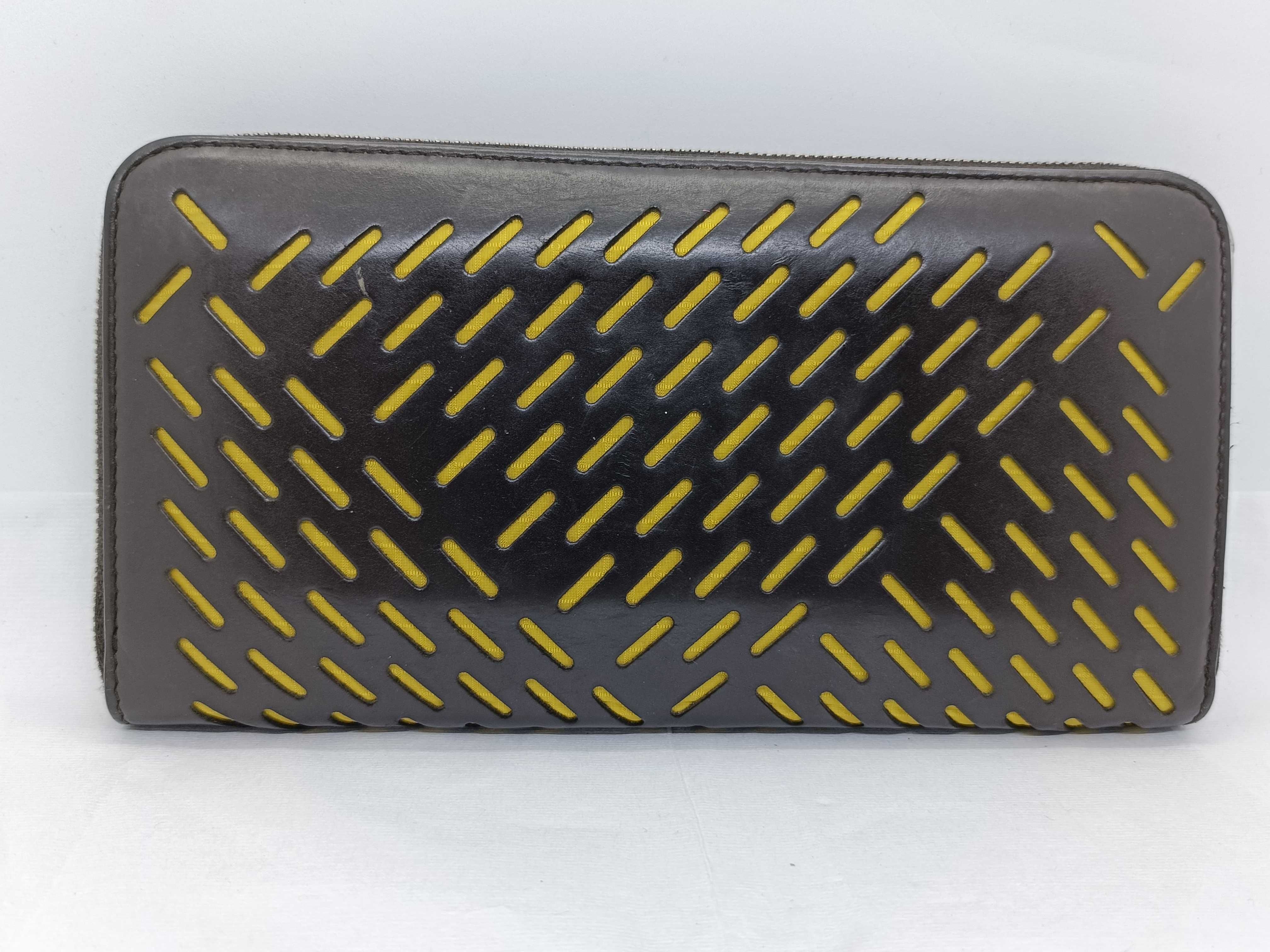 Round Zipper Leather Long Wallet Perforated Yellow Wallet