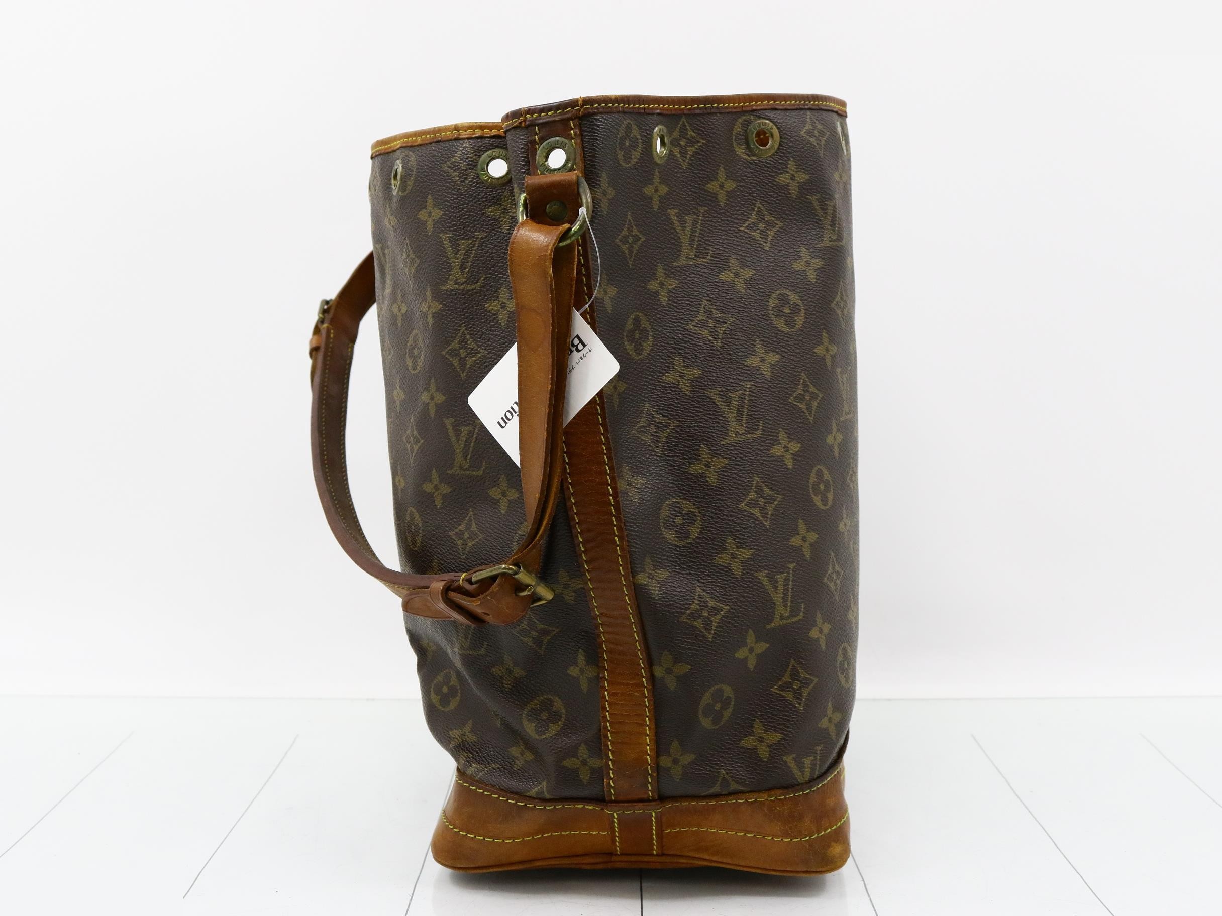 Monogram Noe shoulder bag — view 4