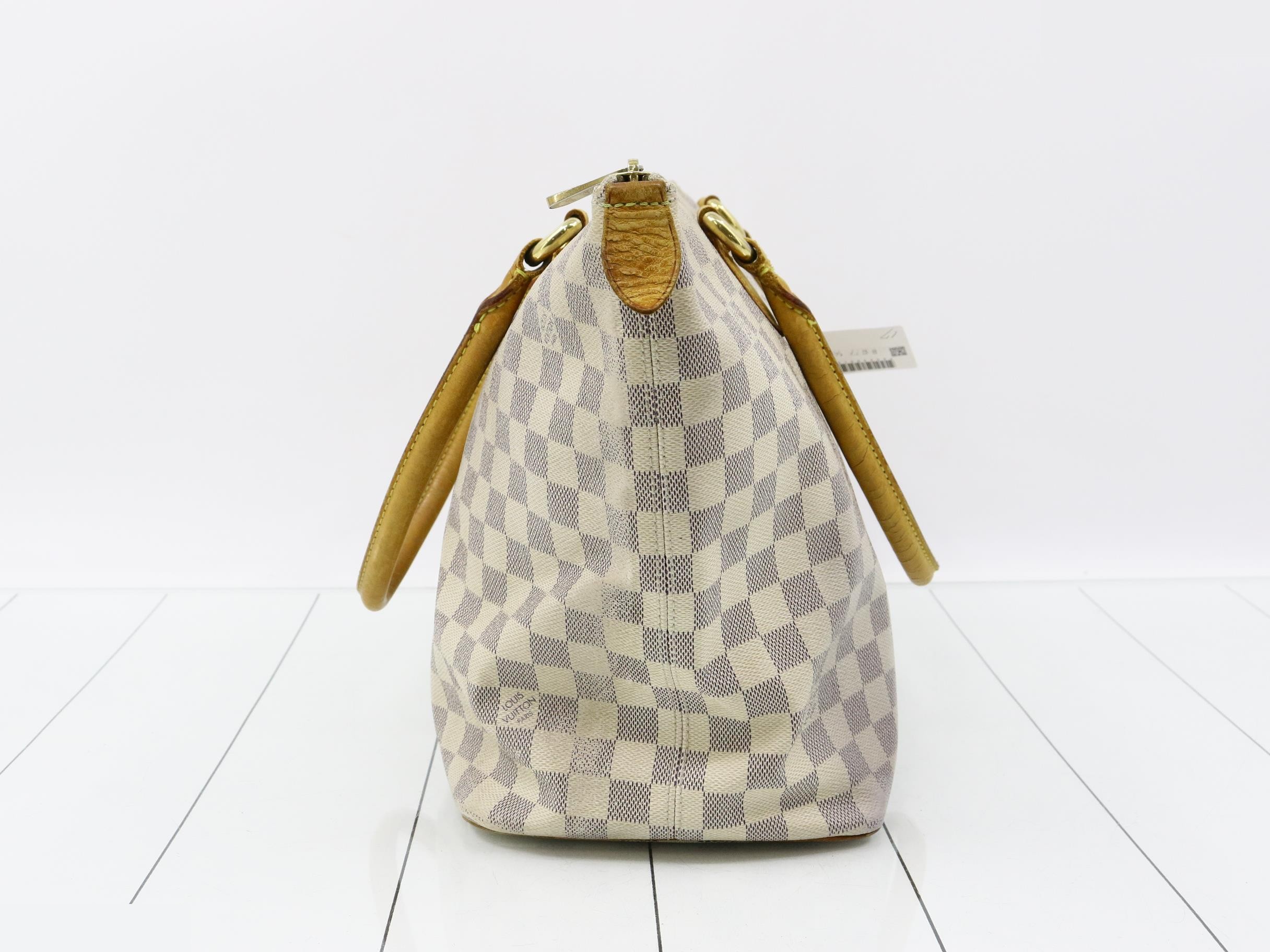 Damier Azur Saleya MM Tote Bag — view 4