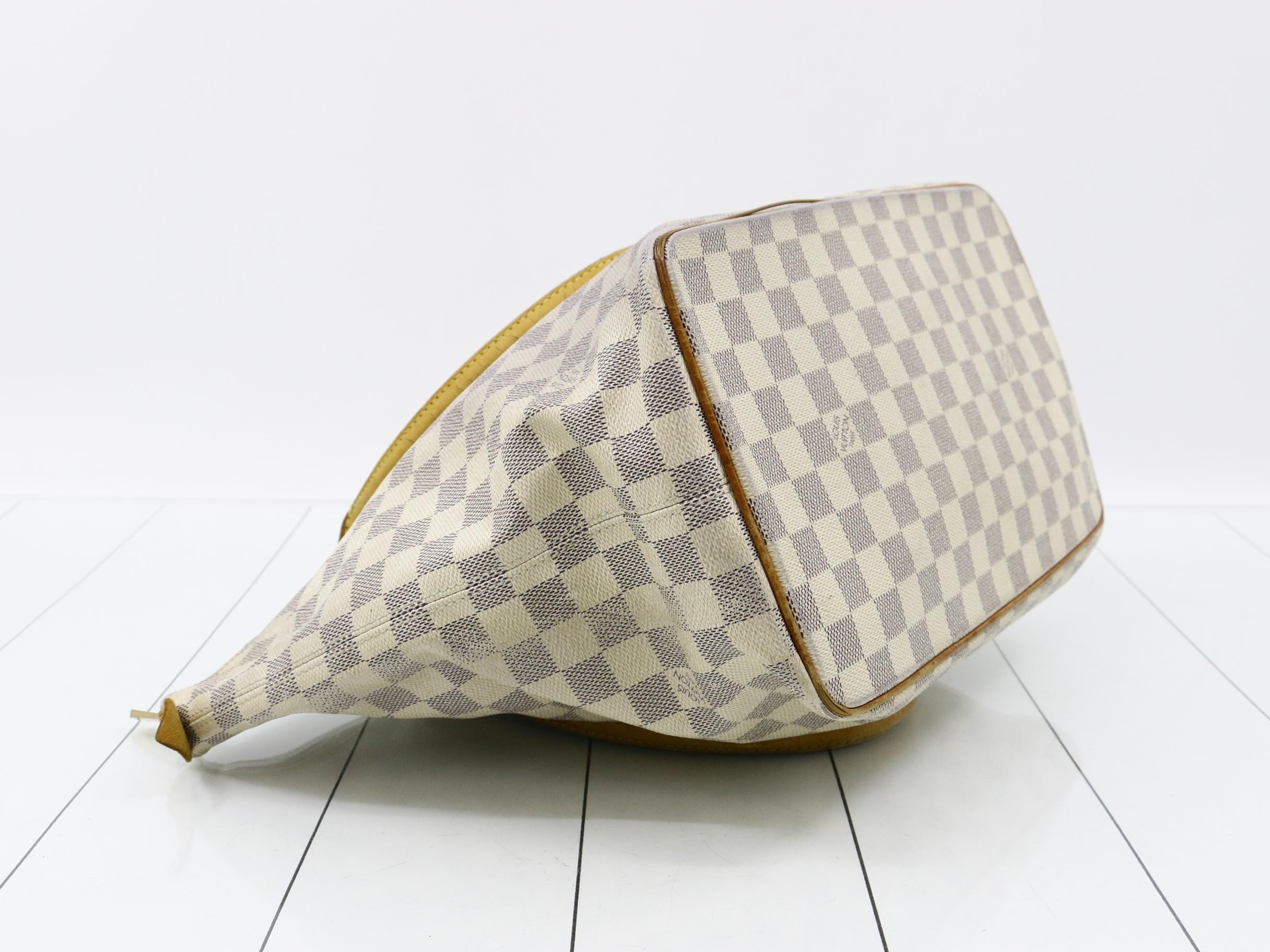 Damier Azur Saleya MM Tote Bag — view 5