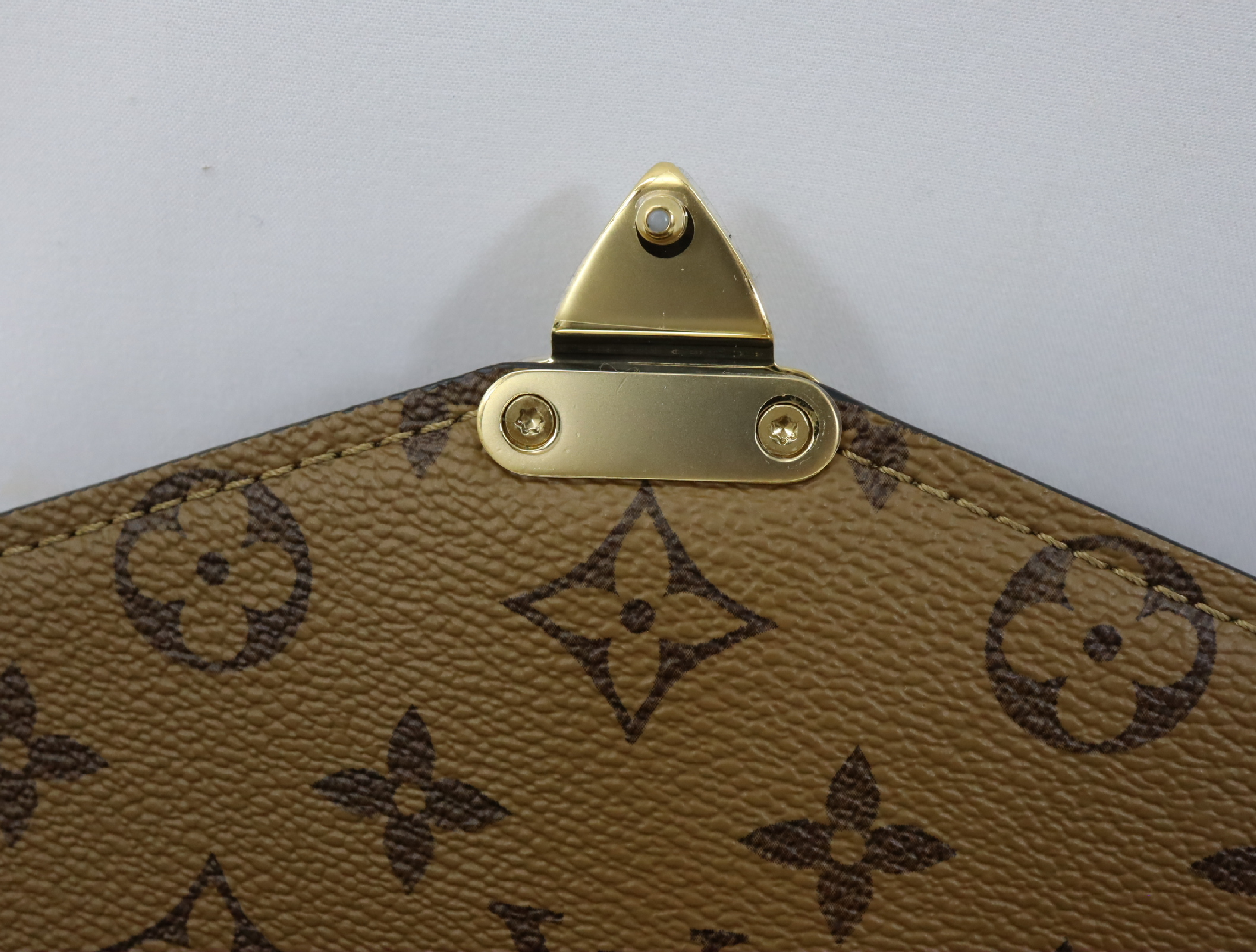 Monogram Reverse Pochette Metis MM M44876 Shoulder Bag (RFID detected) — view 14