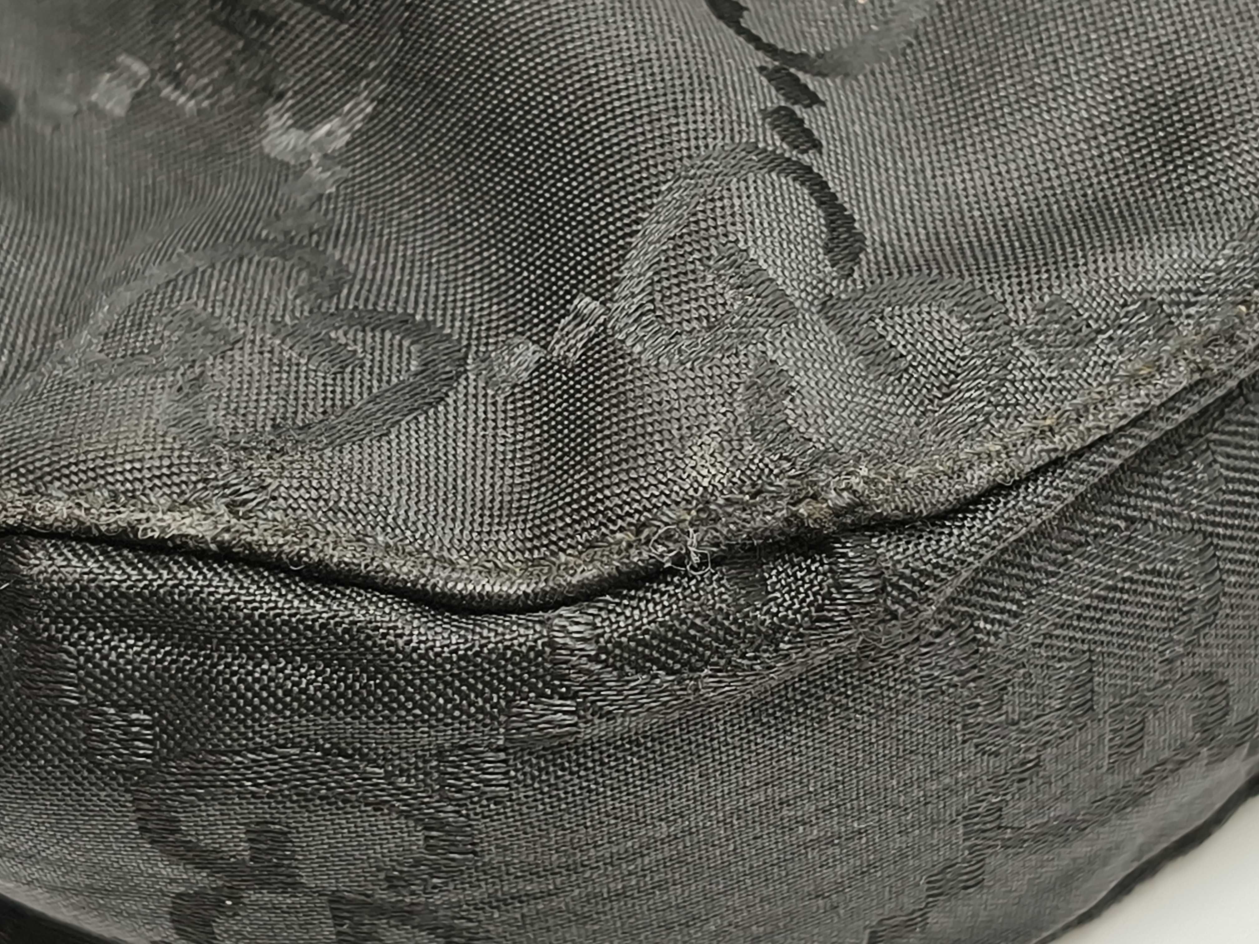 GG Gucci Shoulder Bag — view 14