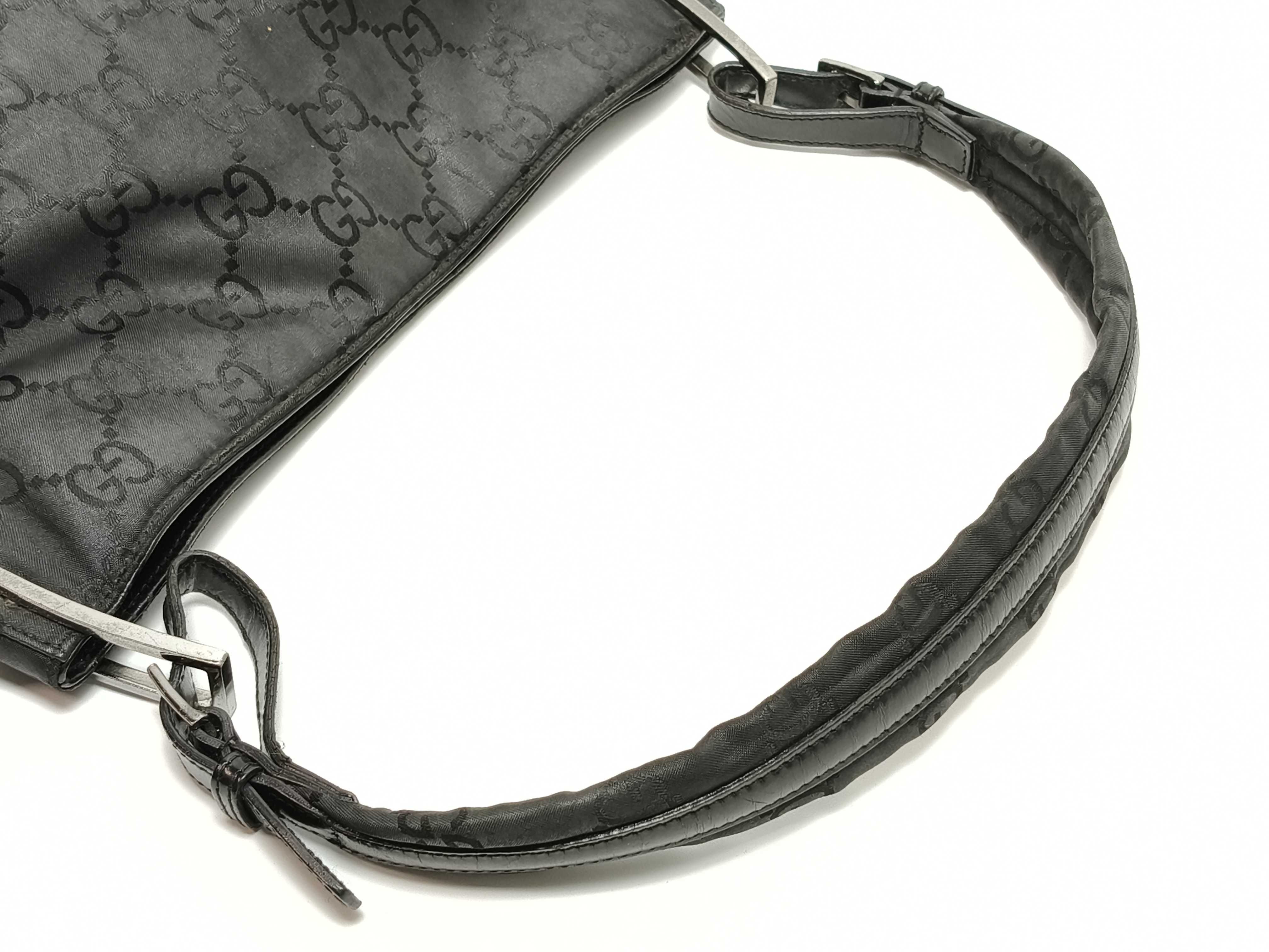 GG Gucci Shoulder Bag — view 3