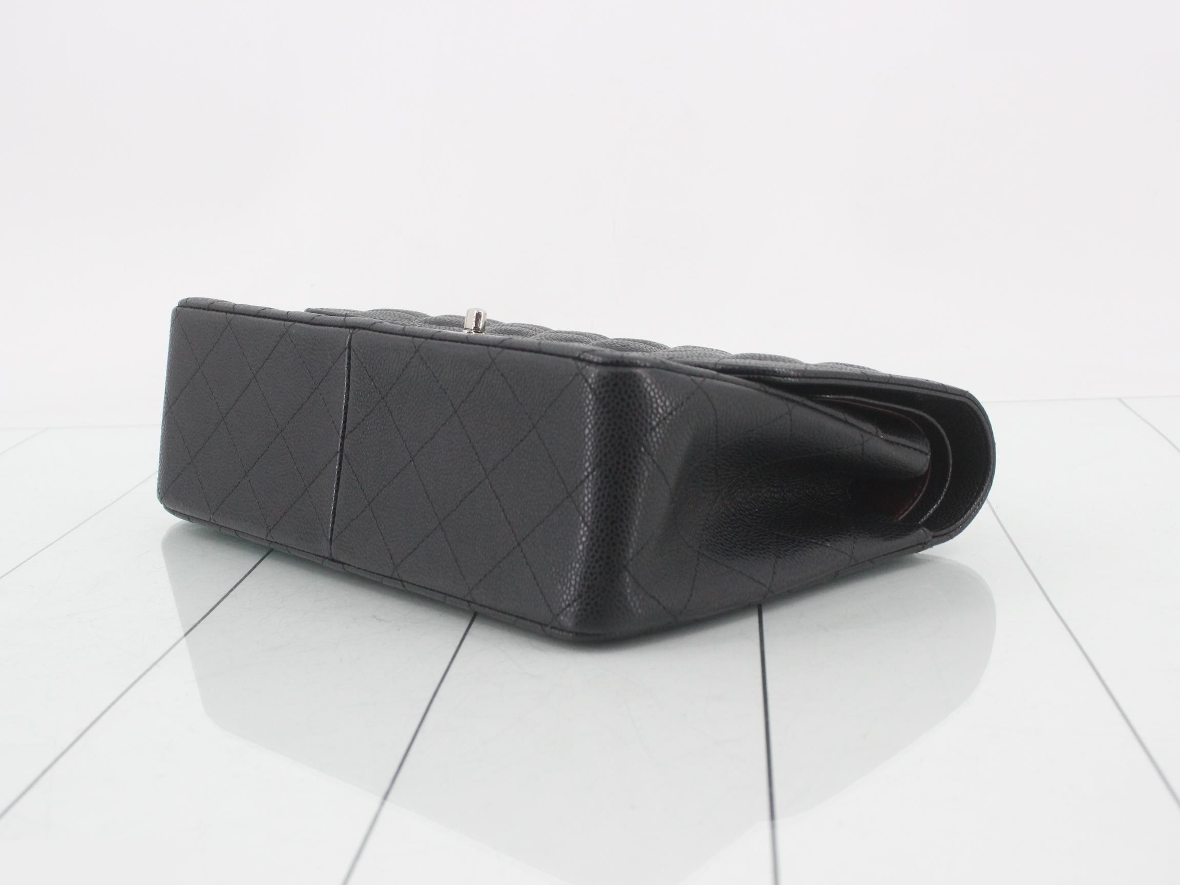 Caviar leather (bag) - Large Matelassé shoulder bag — view 6