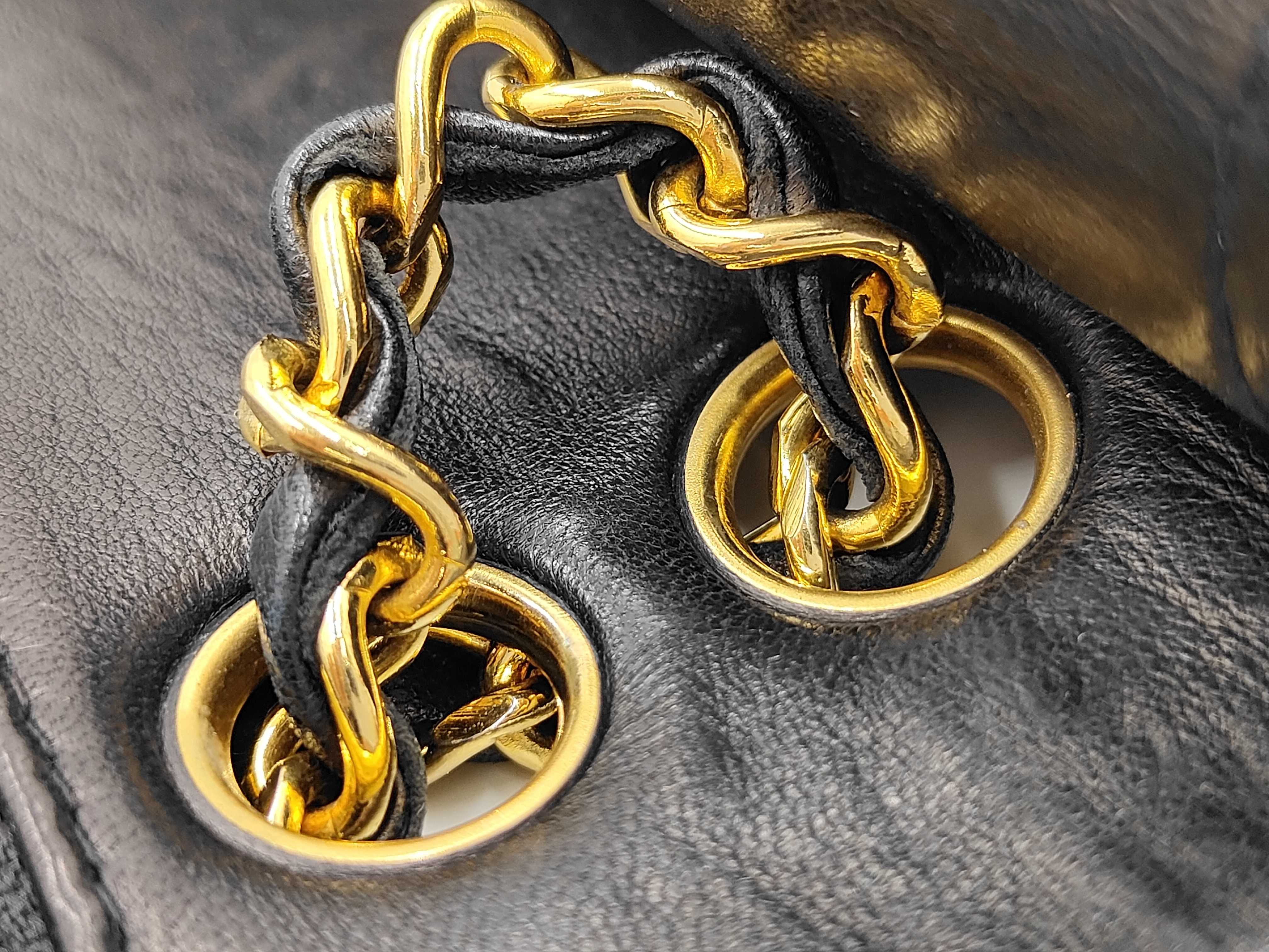 Matelassé 23 Lambskin Black Double Flap Chain Shoulder Bag (with seal) — view 4