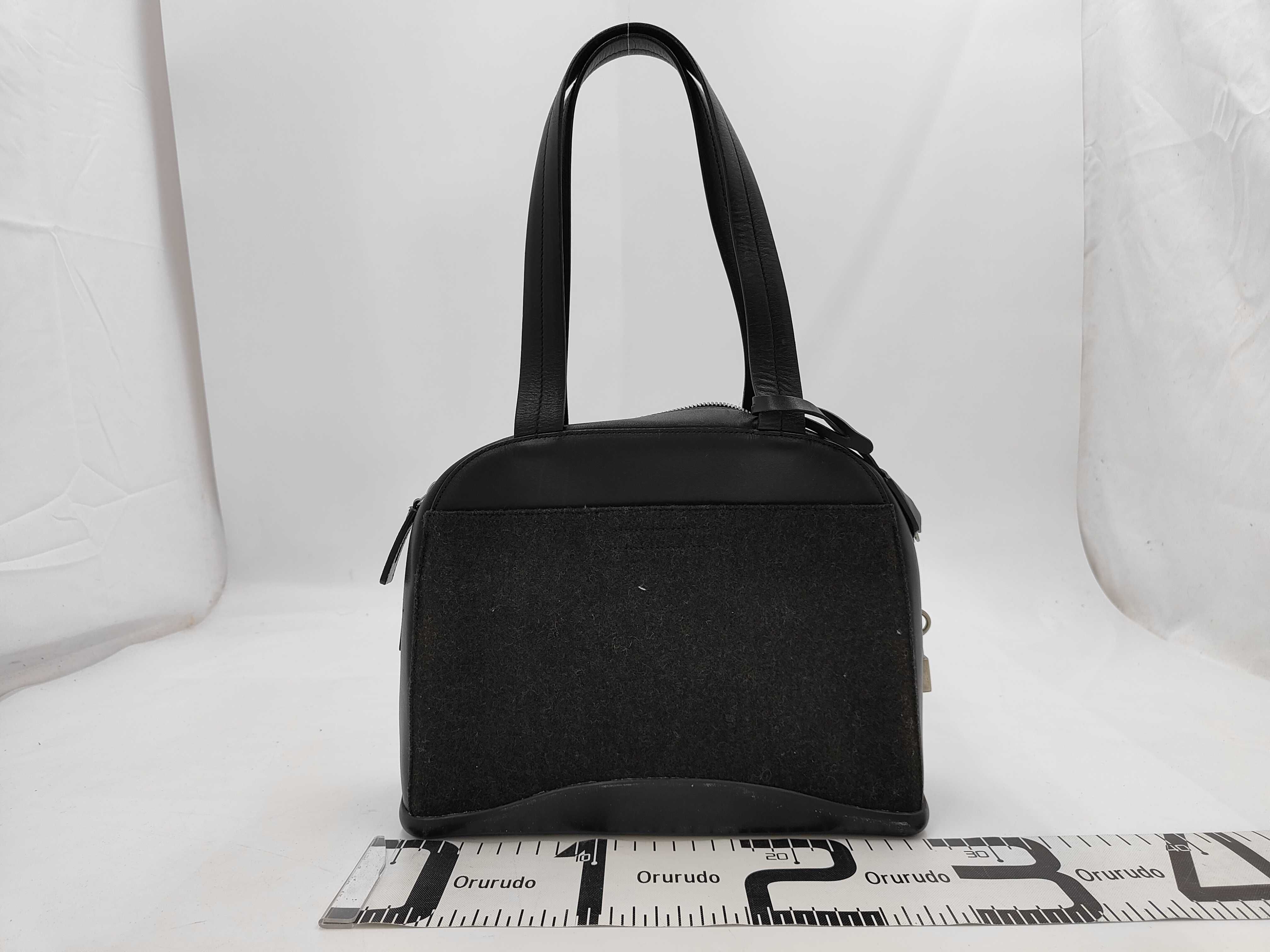 handbag — view 2