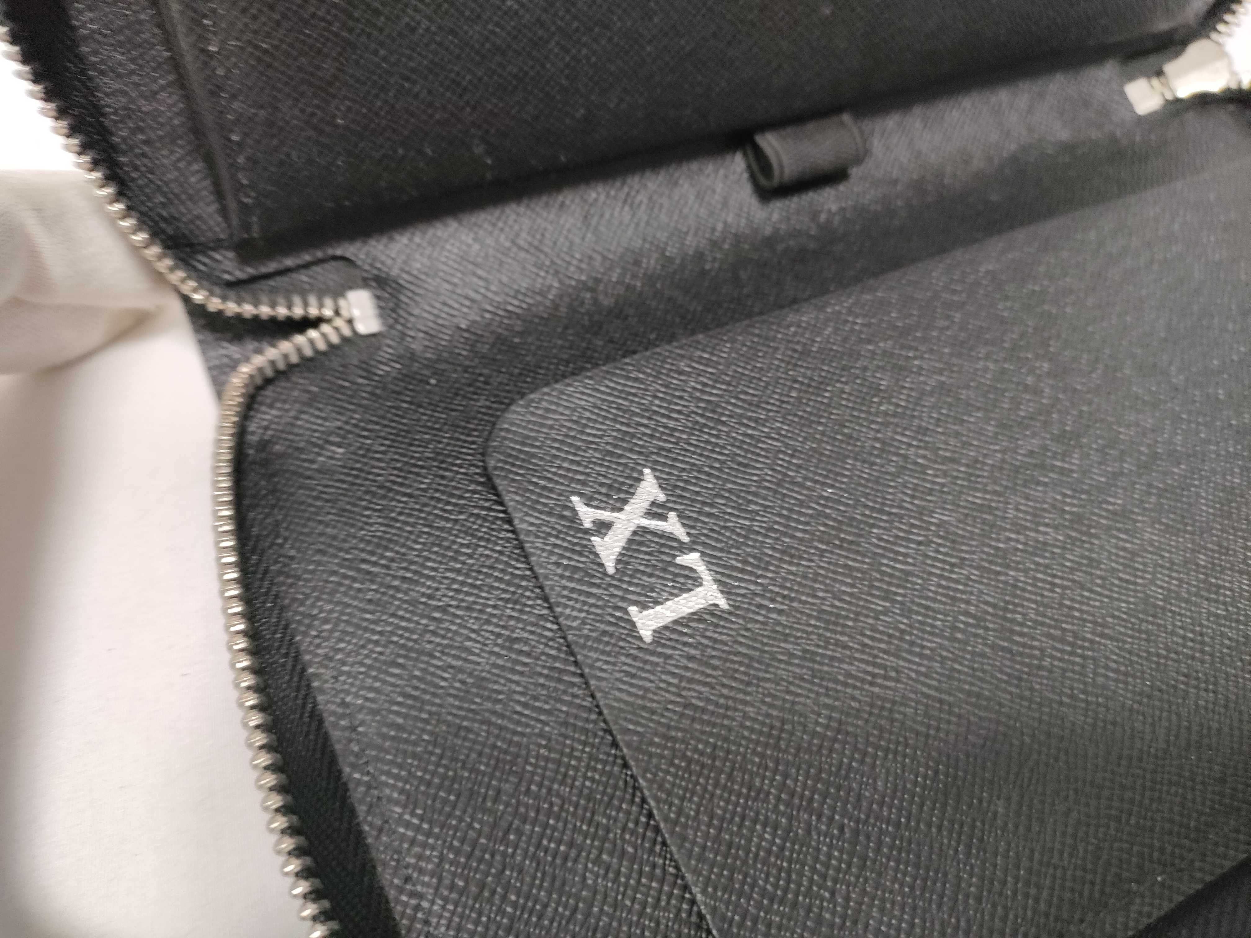 Epi Vuitton Wallet — view 11