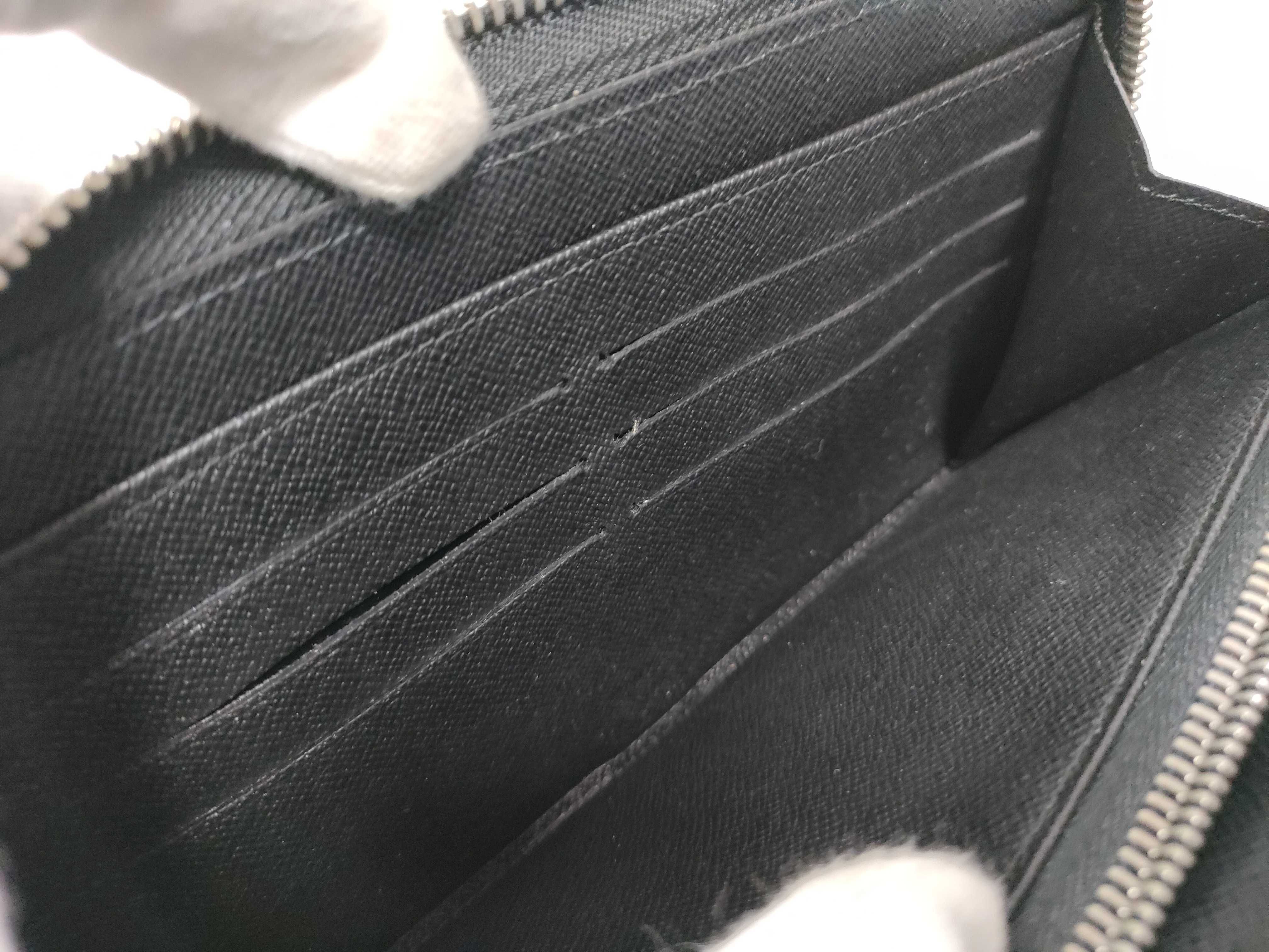 Epi Vuitton Wallet — view 13